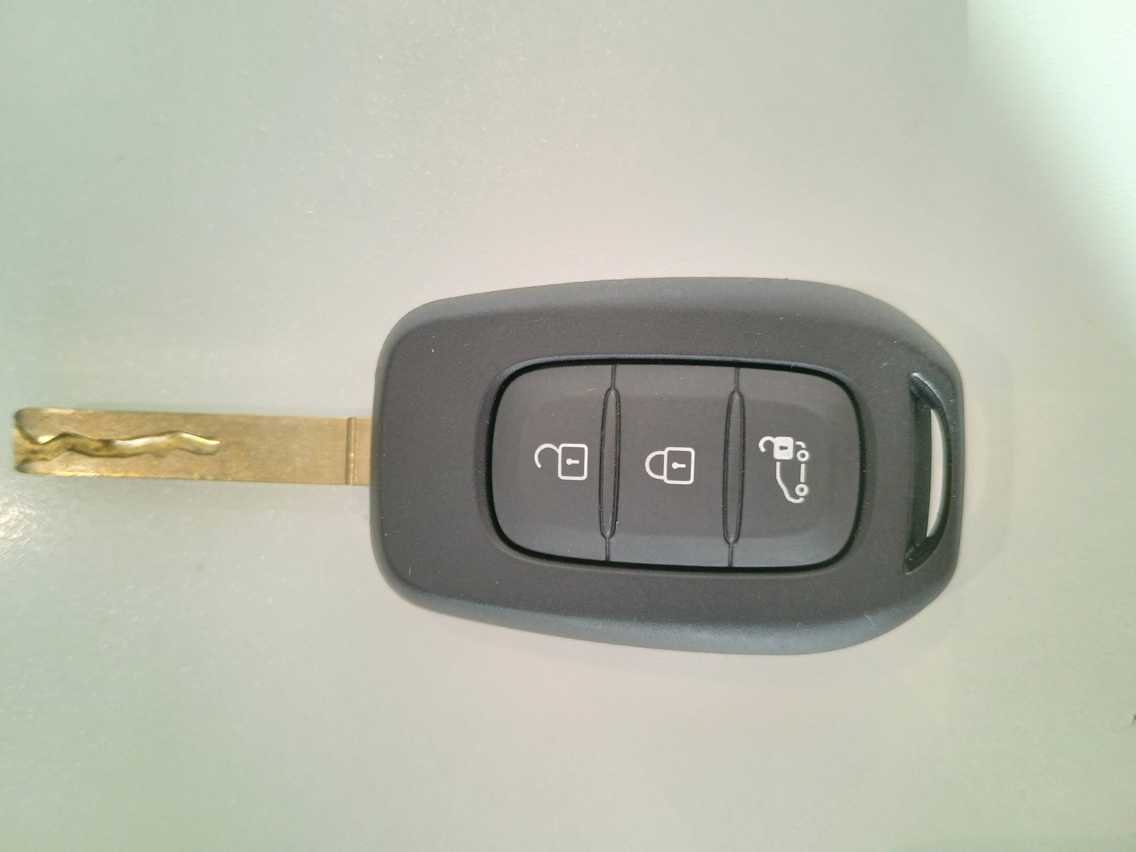 Vente en ligne Renault Trafic Cabine Approfondie TRAFIC CA L2H1 3T BLUE DCI 170 AUTO au prix de 37 991 €