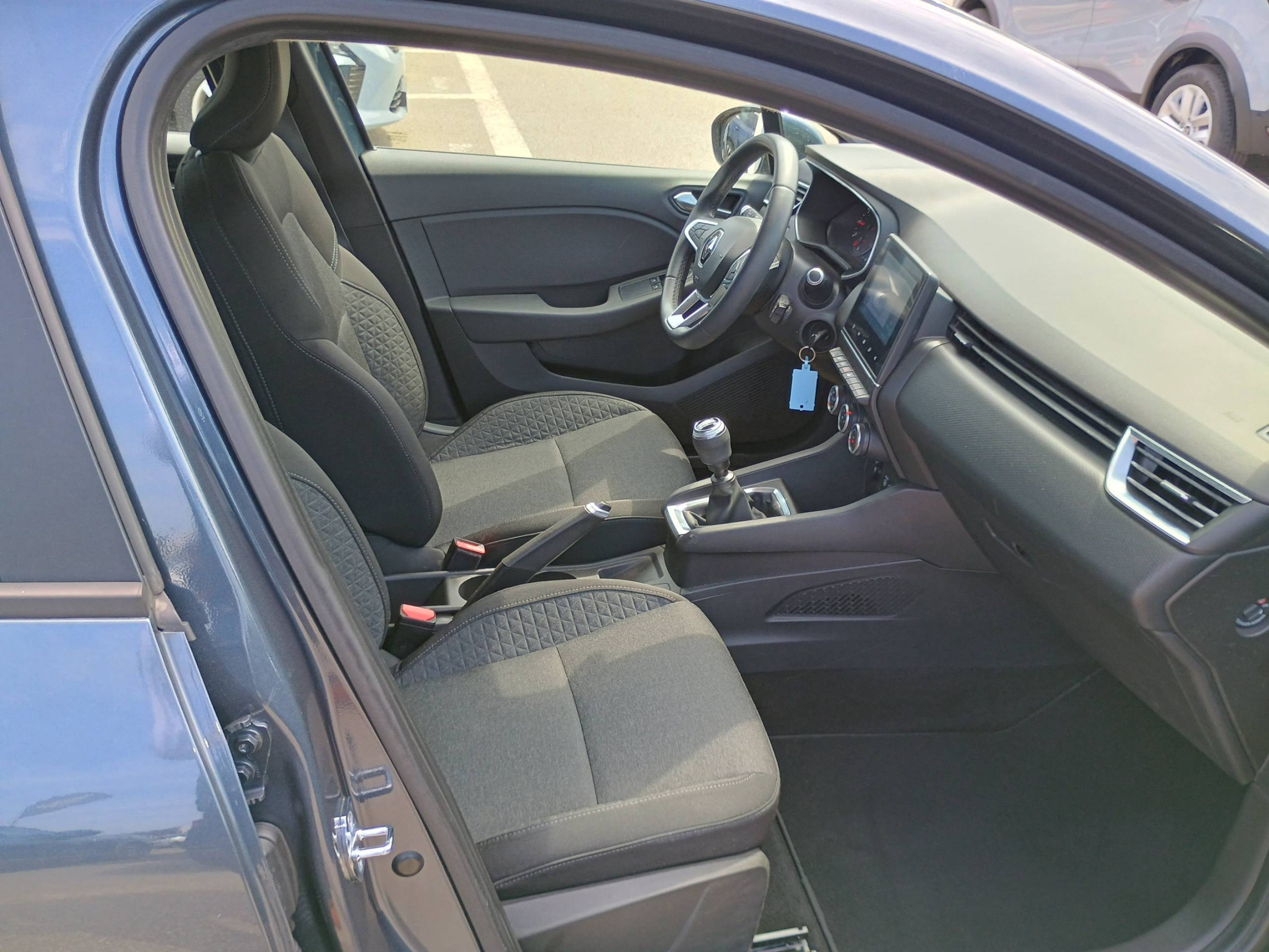 Vente en ligne Renault Clio 5 Clio TCe 100 GPL - 21 au prix de 10 690 €