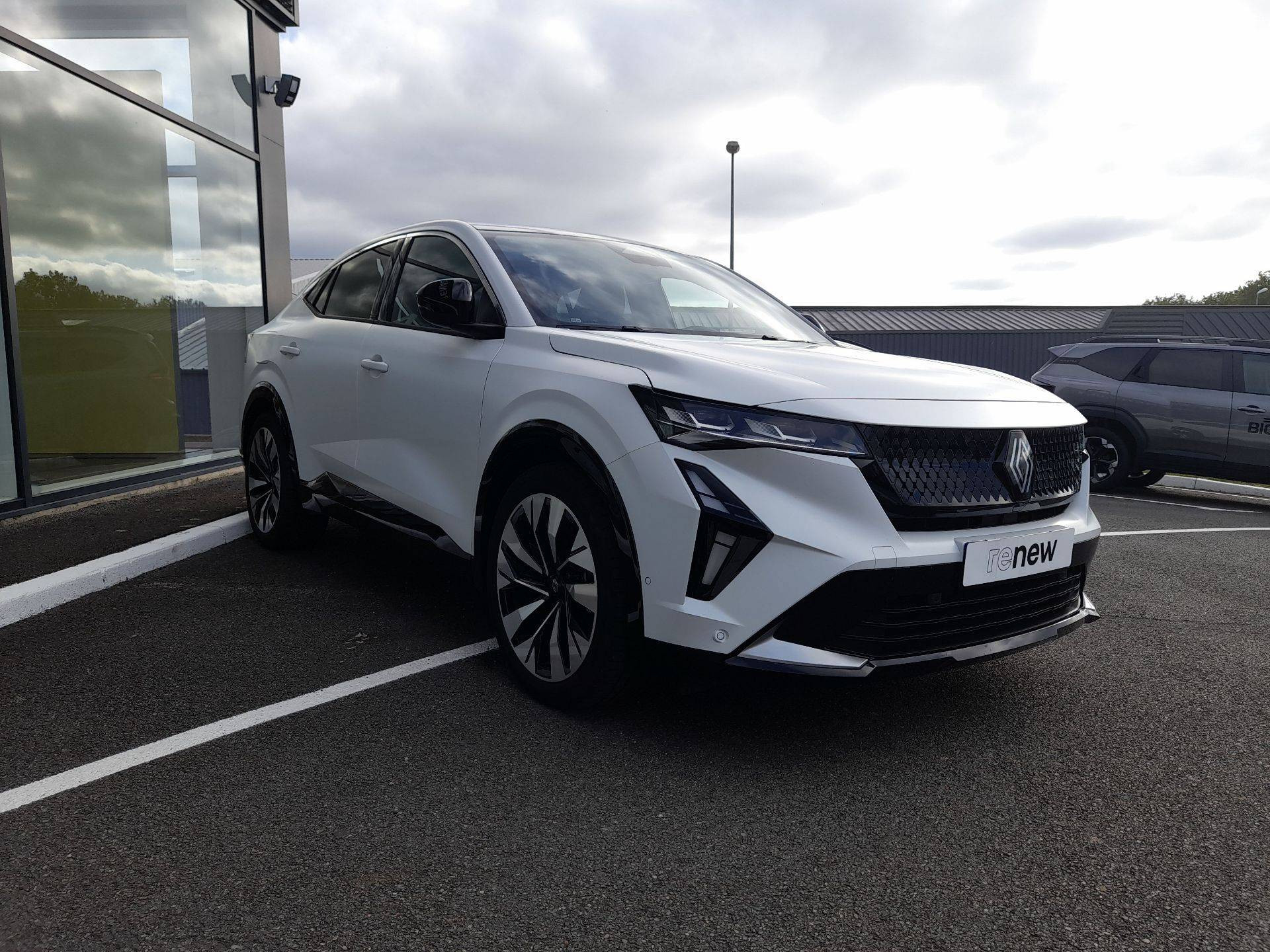 Vente en ligne Renault Rafale  E-Tech full hybrid 200 au prix de 35 990 €