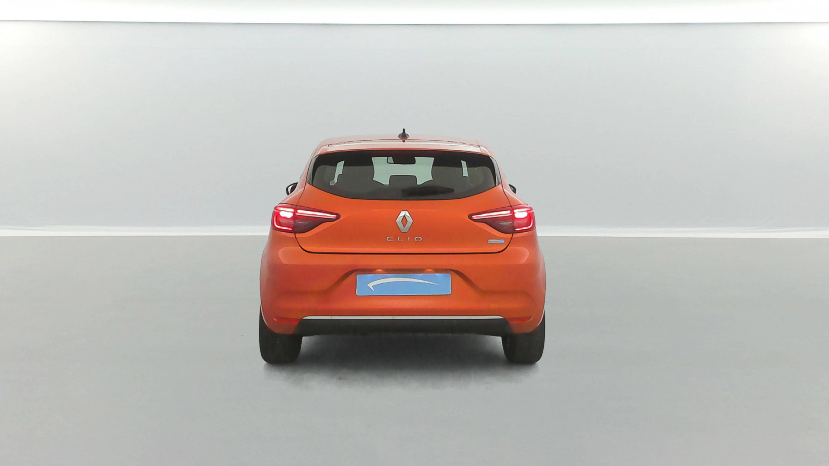 Vente en ligne Renault Clio 5 Clio E-Tech 140 - 21N au prix de 16 390 €