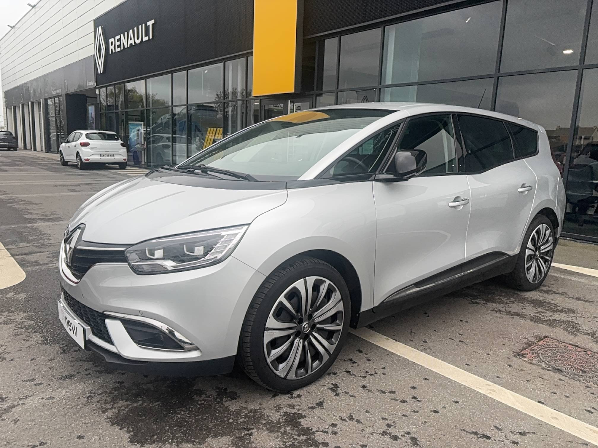 Renault Grand Scenic 4 Grand Scenic TCe 140 FAP EDC - 21 occasion de 2021 en vente à Lamballe