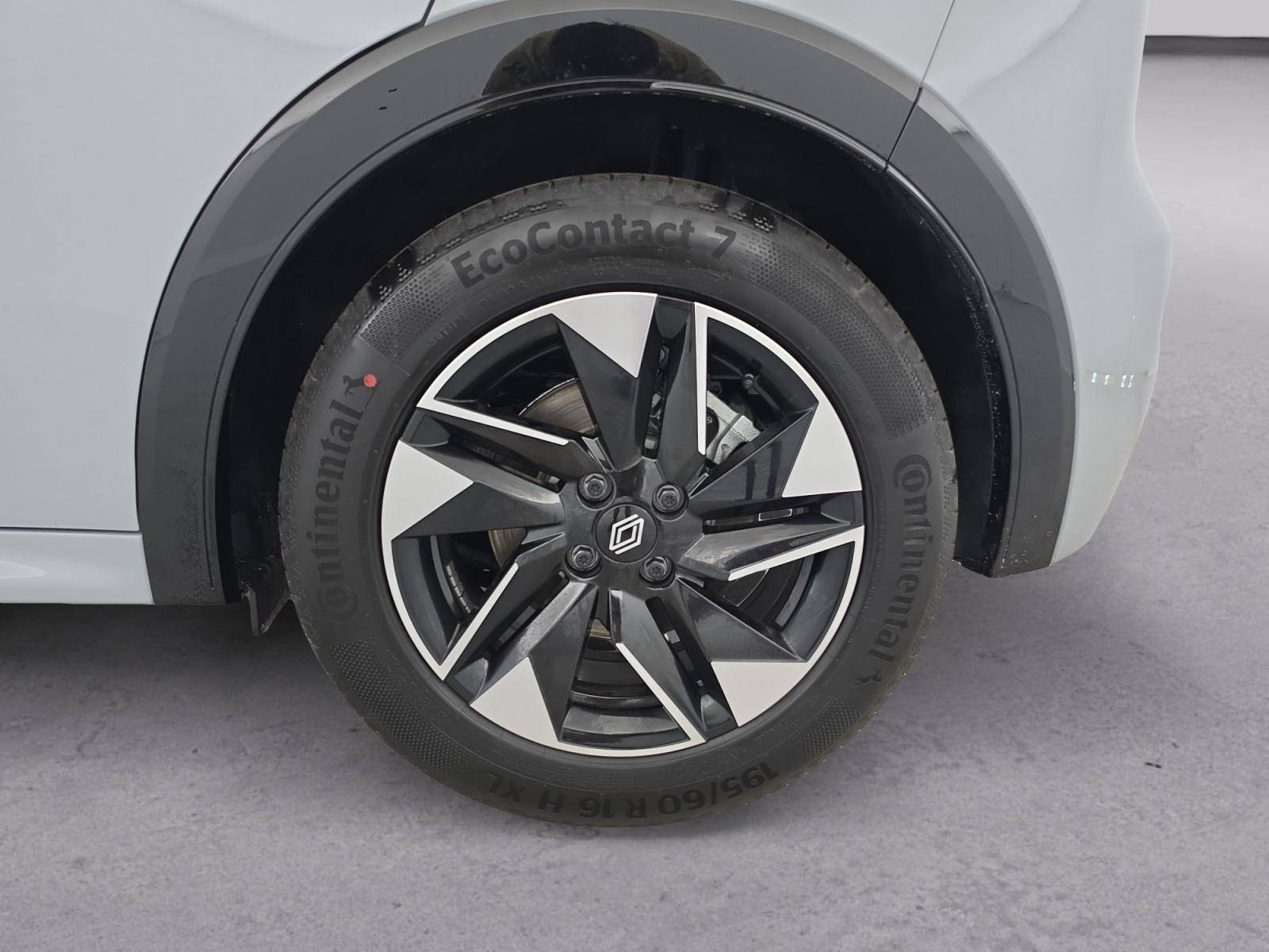 Vente en ligne Renault Clio 6 Clio TCe 115 ch au prix de 22 990 €