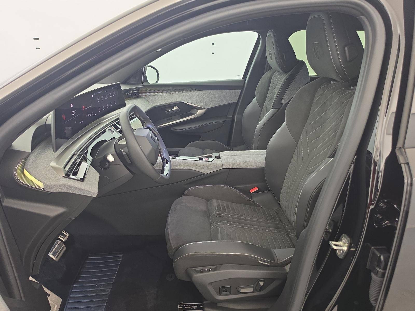 Vente en ligne Peugeot 5008  Hybrid 145 ch e-DCS6 au prix de 32 990 €