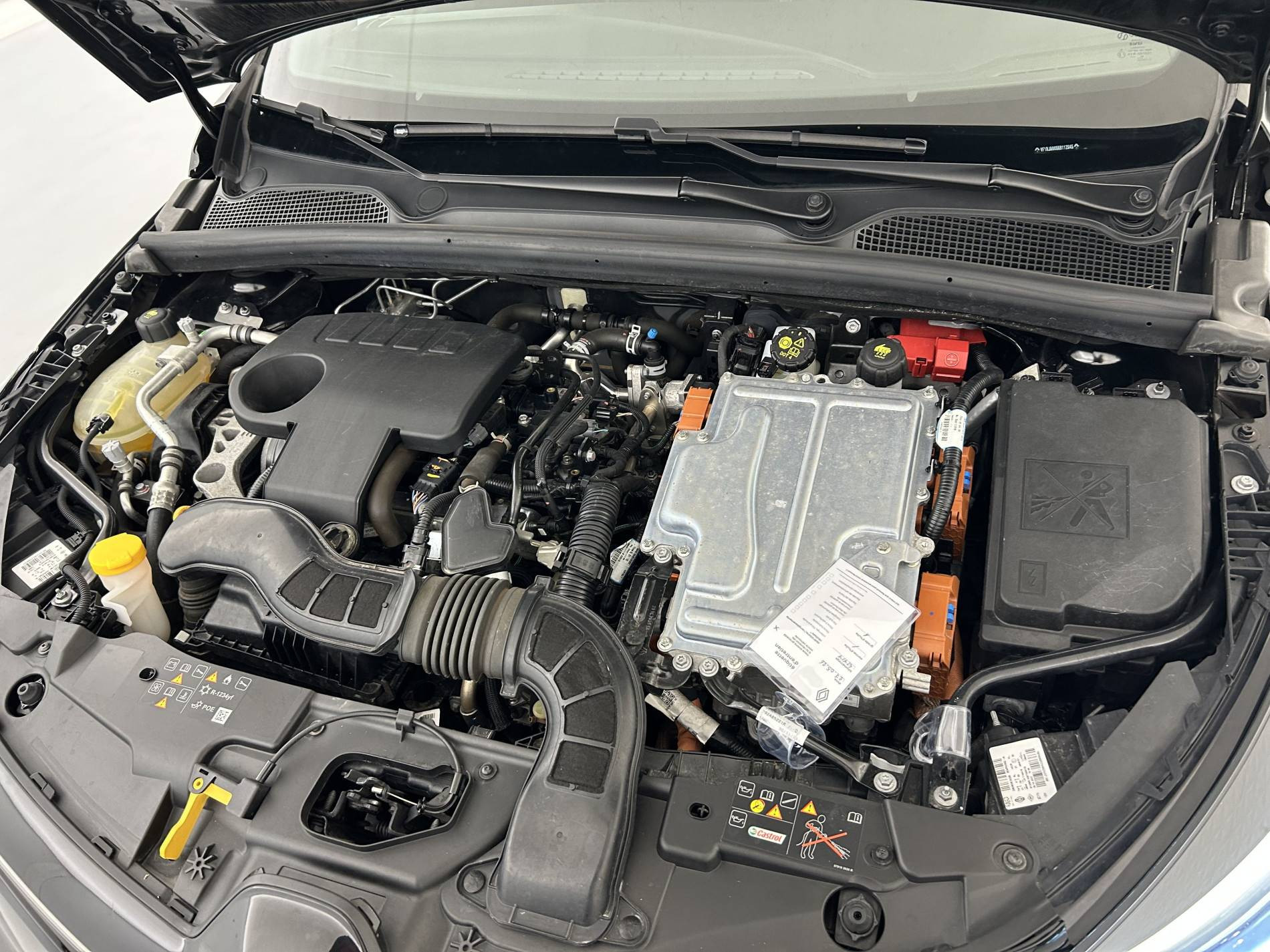 Vente en ligne Renault Clio 5 Clio E-Tech hybride 145 au prix de 17 990 €