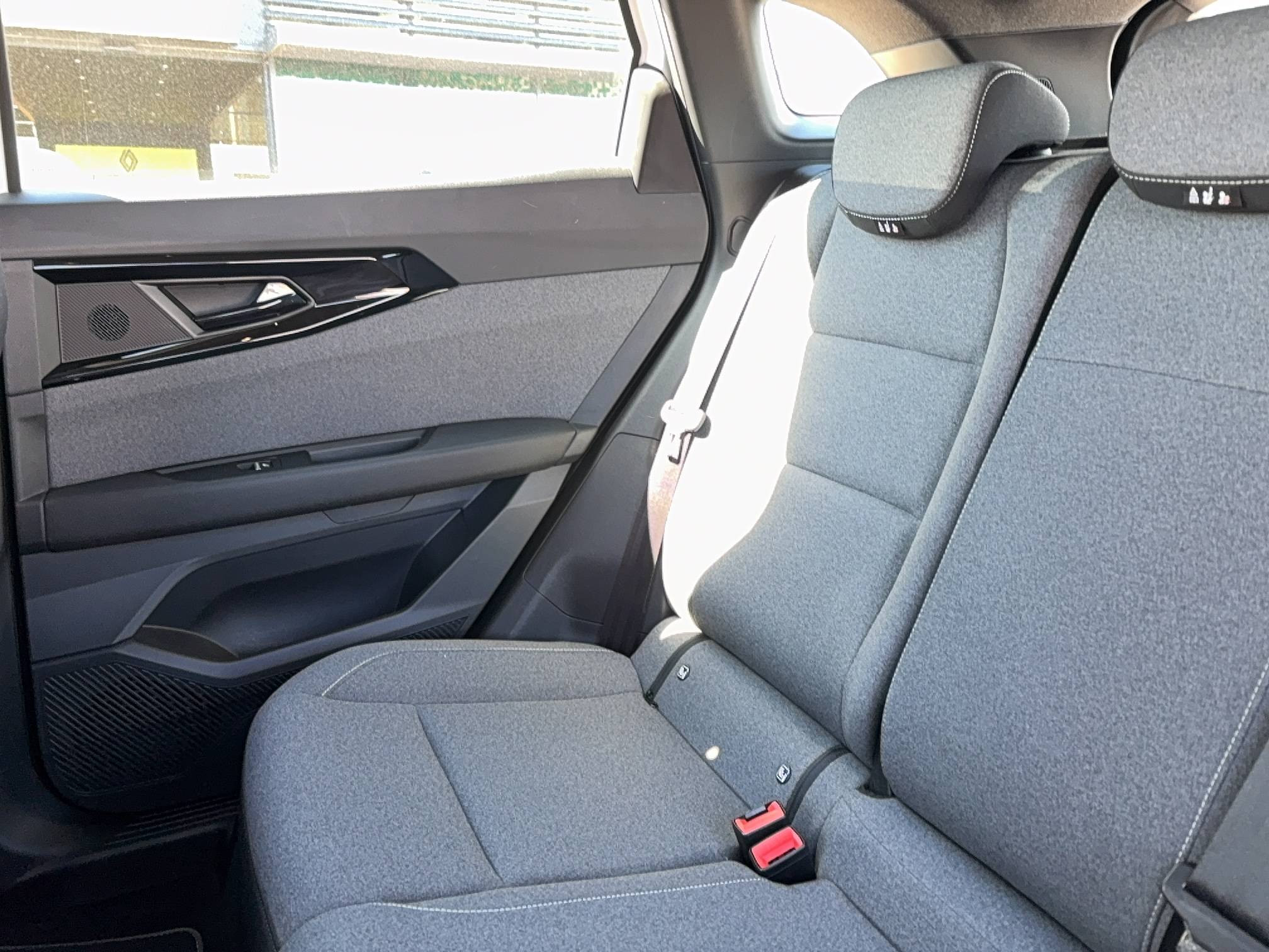 Vente en ligne Renault Austral  E-Tech hybrid 200 au prix de 27 990 €
