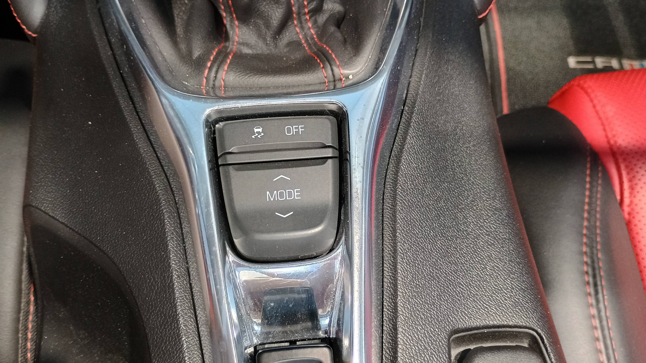 Vente en ligne Chevrolet Camaro  V8 6.2 453ch au prix de 46 990 €