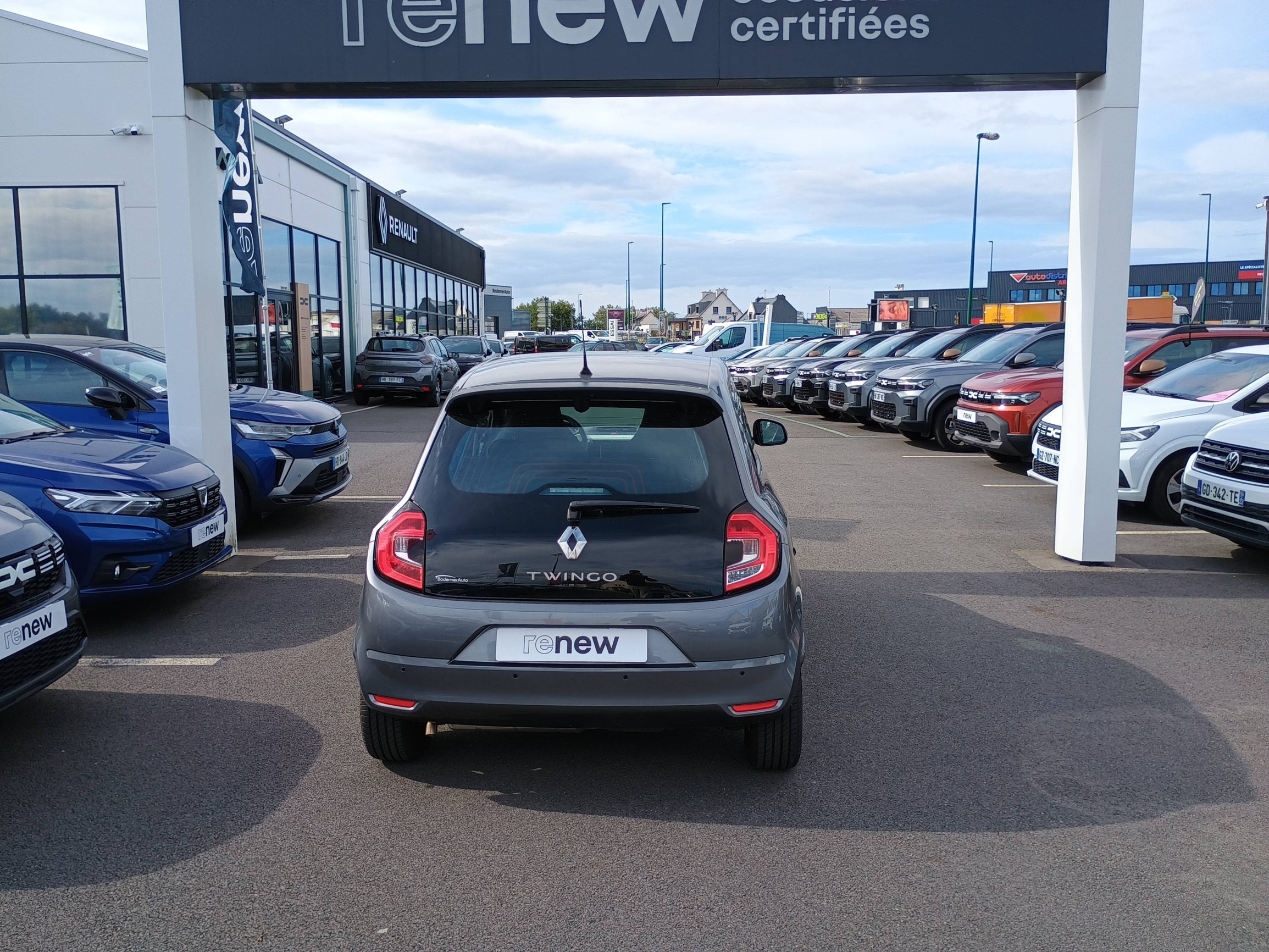 Vente en ligne Renault Twingo 3  SCe 65 au prix de 13 700 €