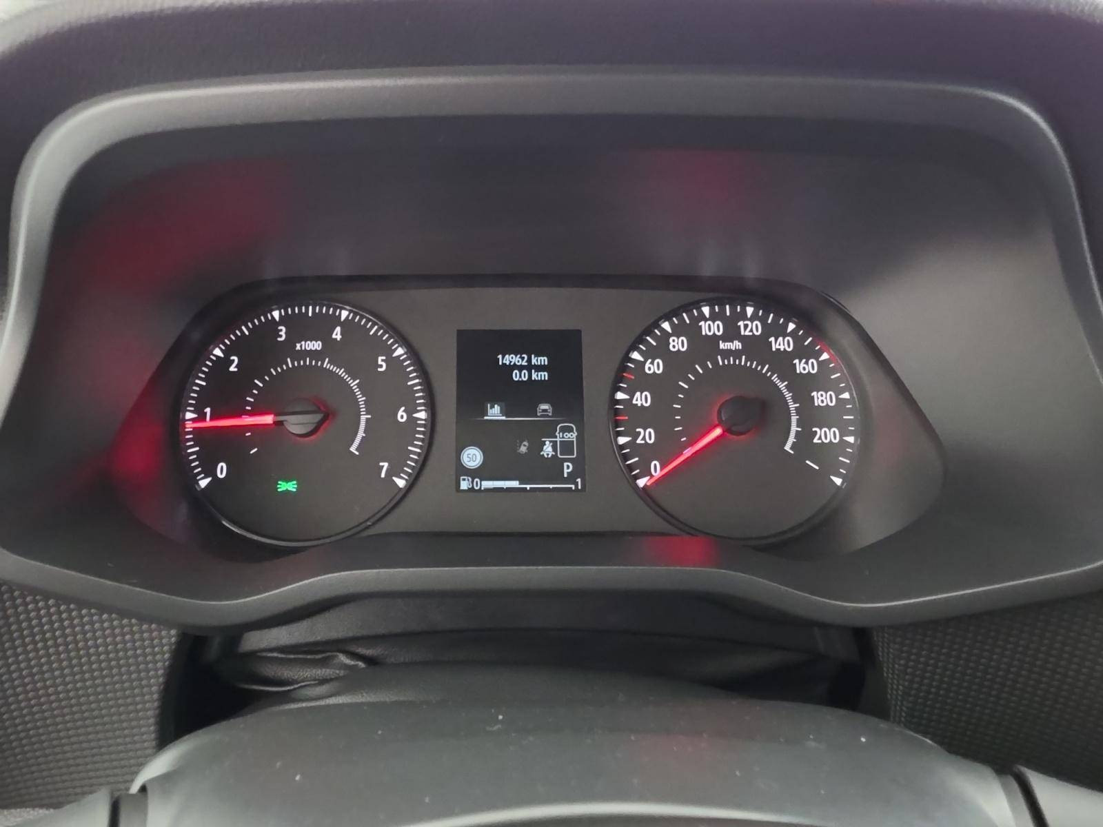 Vente en ligne Renault Trafic 3 Fourgon TRAFIC FG BLUE DCI 170 L1H1 2T8 AUTO au prix de 32 490 €