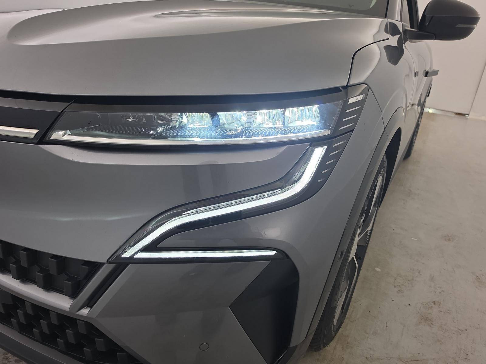 Vente en ligne Renault Megane E-Tech  EV60 220 ch super charge au prix de 23 990 €