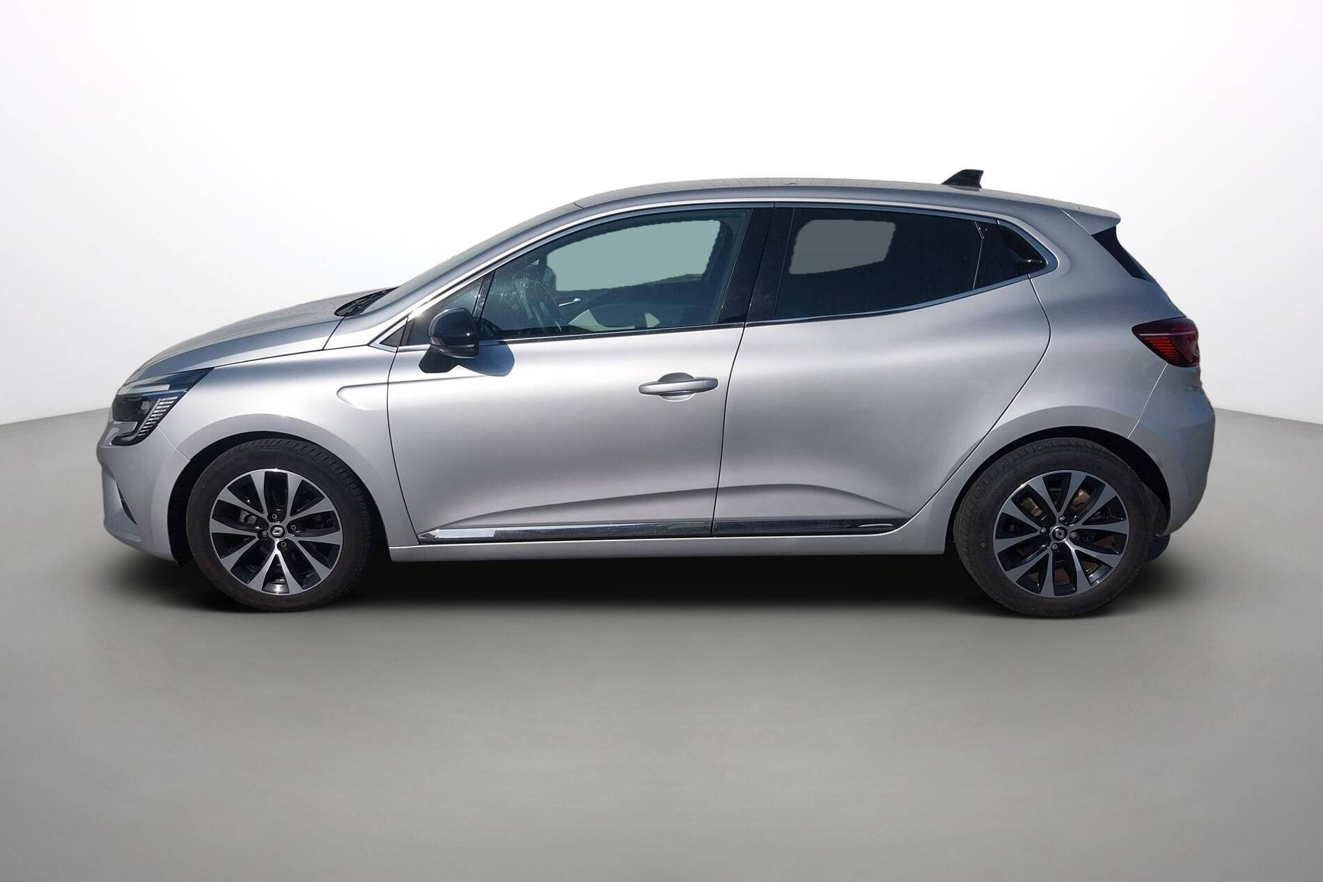 Vente en ligne Renault Clio 5 Clio TCe 90 au prix de 14 780 €