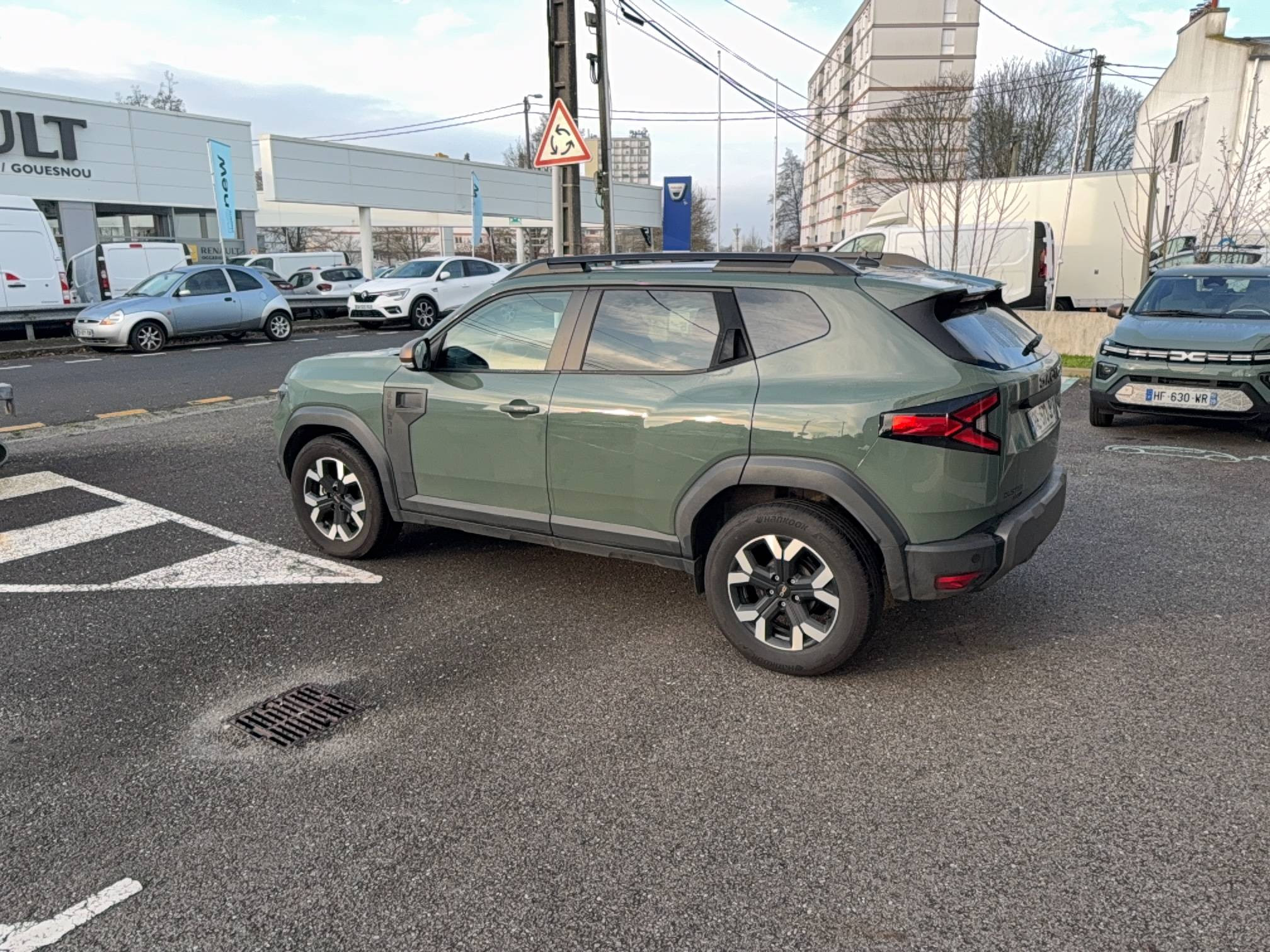 Vente en ligne Dacia Duster  Hybrid 140 au prix de 28 590 €