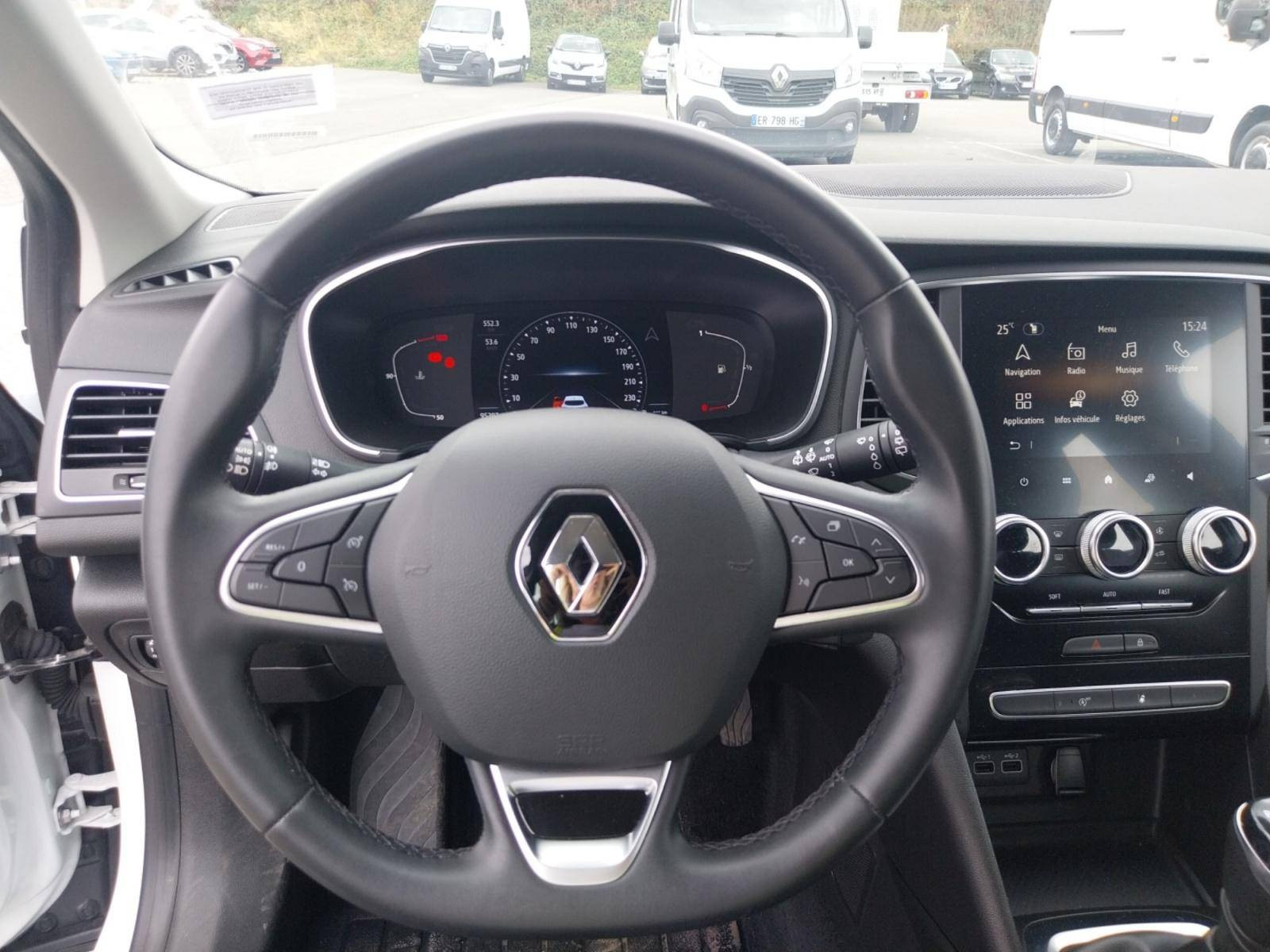 Vente en ligne Renault Megane 4 Mégane IV Berline Blue dCi 115 au prix de 13 290 €