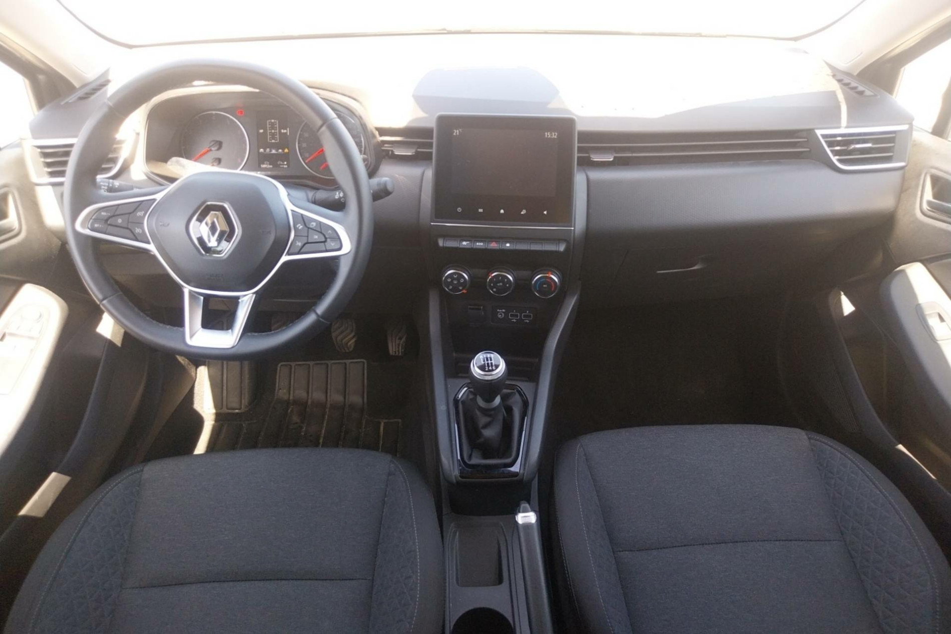 Vente en ligne Renault Clio 5 Clio TCe 90 au prix de 14 400 €