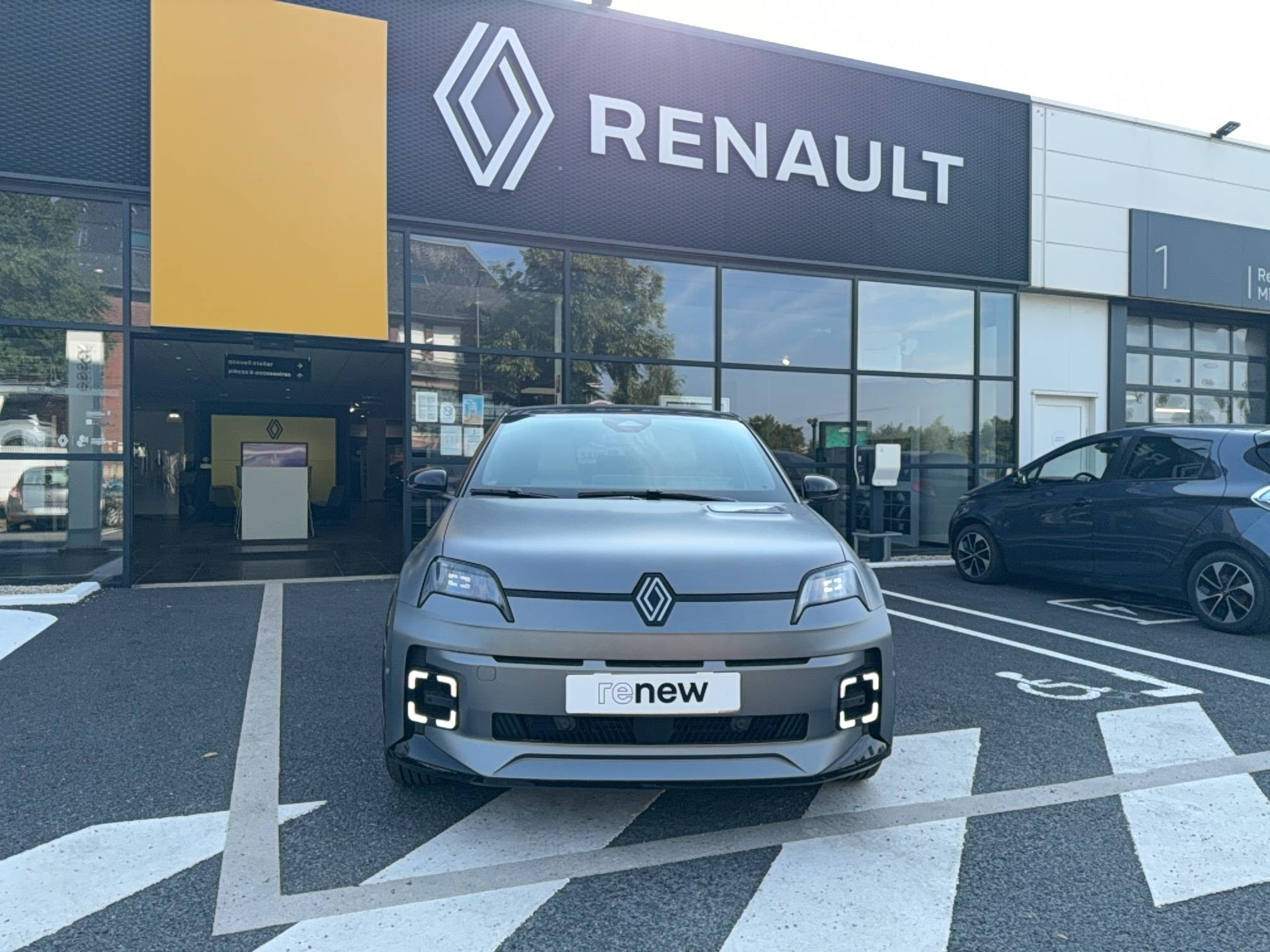 Vente en ligne Renault R5 E-Tech  150 ch autonomie confort au prix de 38 330 €