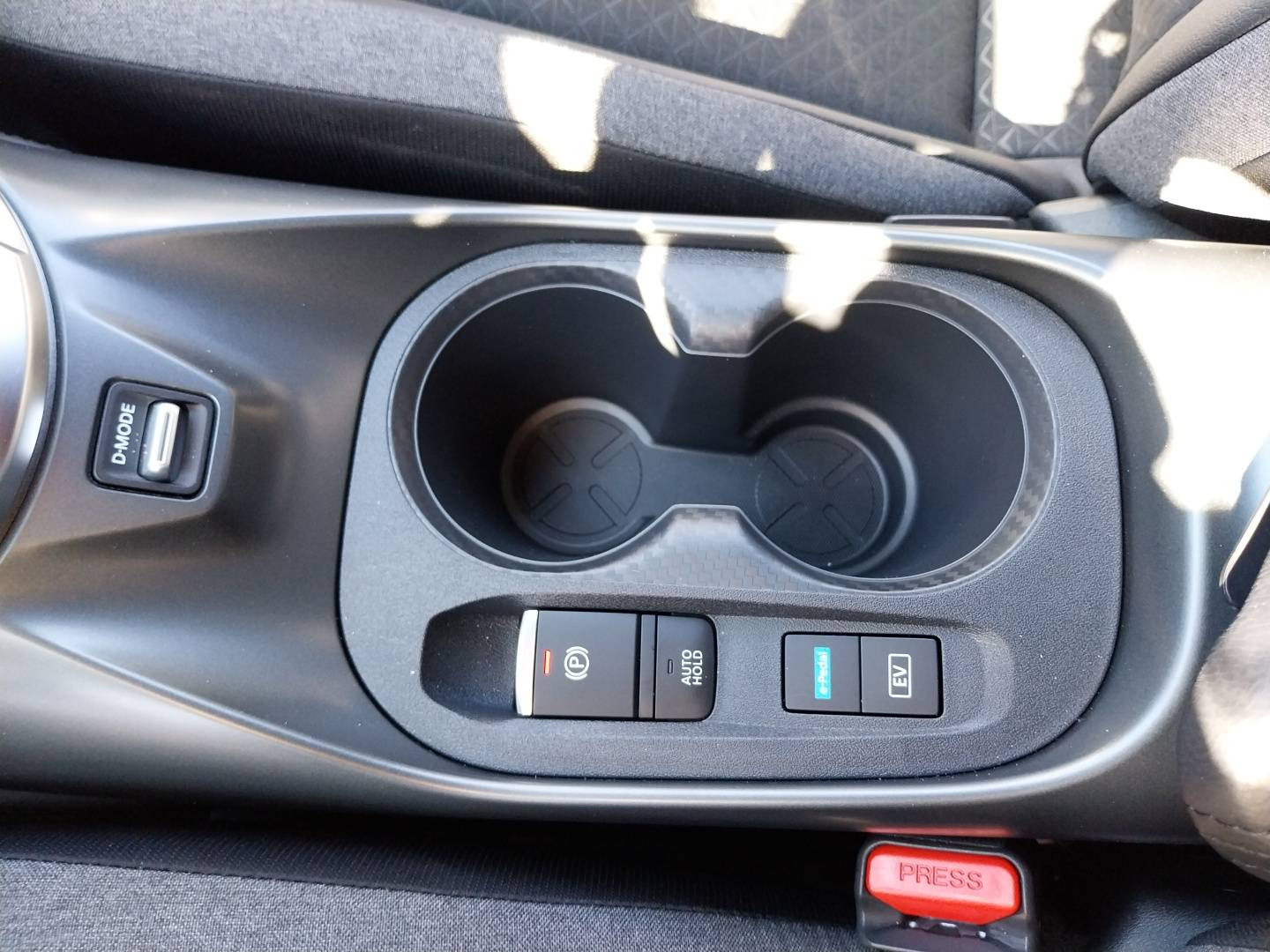 Vente en ligne Nissan Juke  HYBRID 143 au prix de 28 990 €