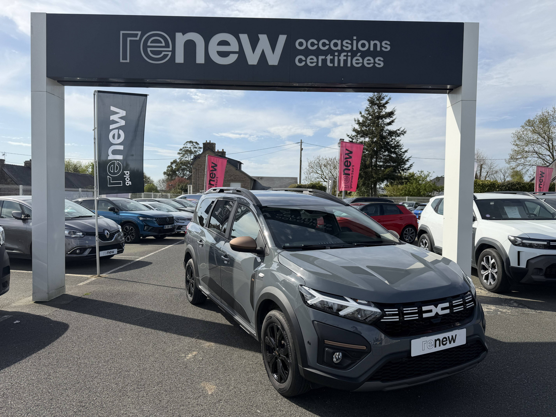 Dacia Jogger  ECO-G 100 7 places GSR2 occasion de 2025 en vente à Lannion