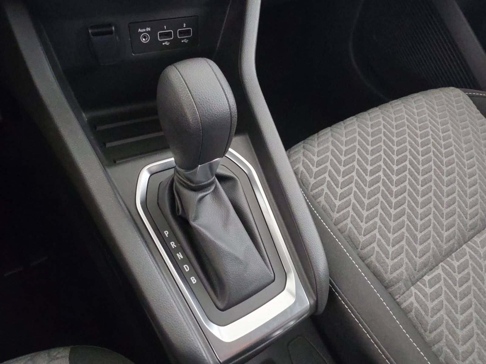 Vente en ligne Renault Clio 5 Clio E-Tech full hybrid 145 au prix de 16 140 €