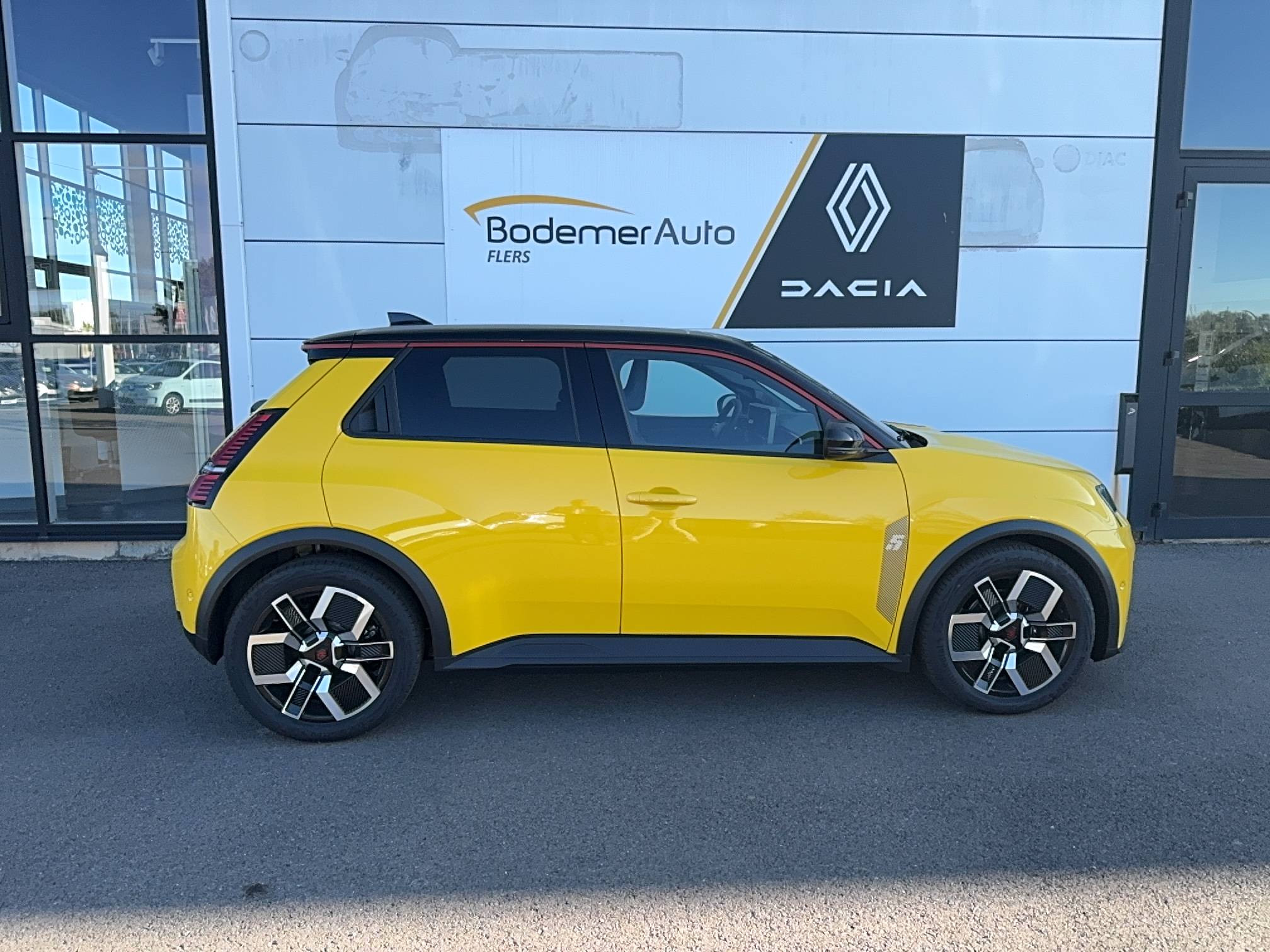 Vente en ligne Renault R5 E-Tech  150 ch autonomie confort au prix de 36 240 €