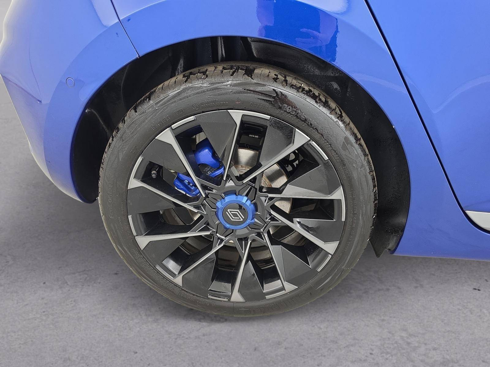 Vente en ligne Renault Clio 5 Clio E-Tech full hybrid 145 ch GSR2 au prix de 21 990 €