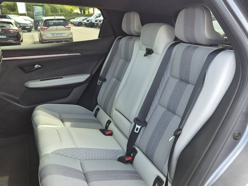 Vente en ligne Renault Scenic E-Tech Scenic E-Tech électrique 220 ch grande autonomie au prix de 39 990 €