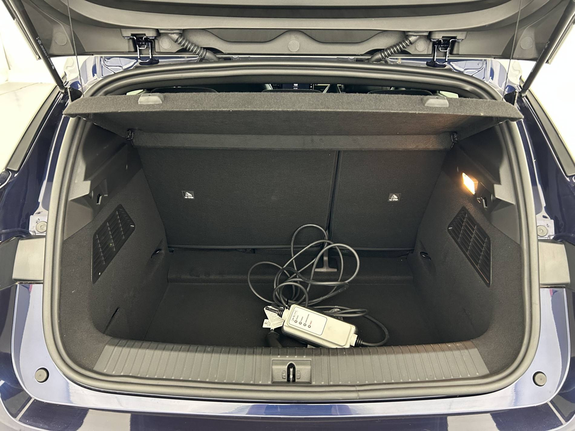 Vente en ligne Renault Megane E-Tech  EV40 130ch standard charge au prix de 20 990 €