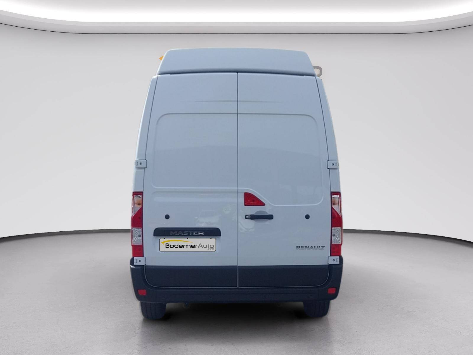 Vente en ligne Renault Master Fourgon MASTER FGN TRAC F3500 L3H3 BLUE DCI 135 au prix de 26 990 €