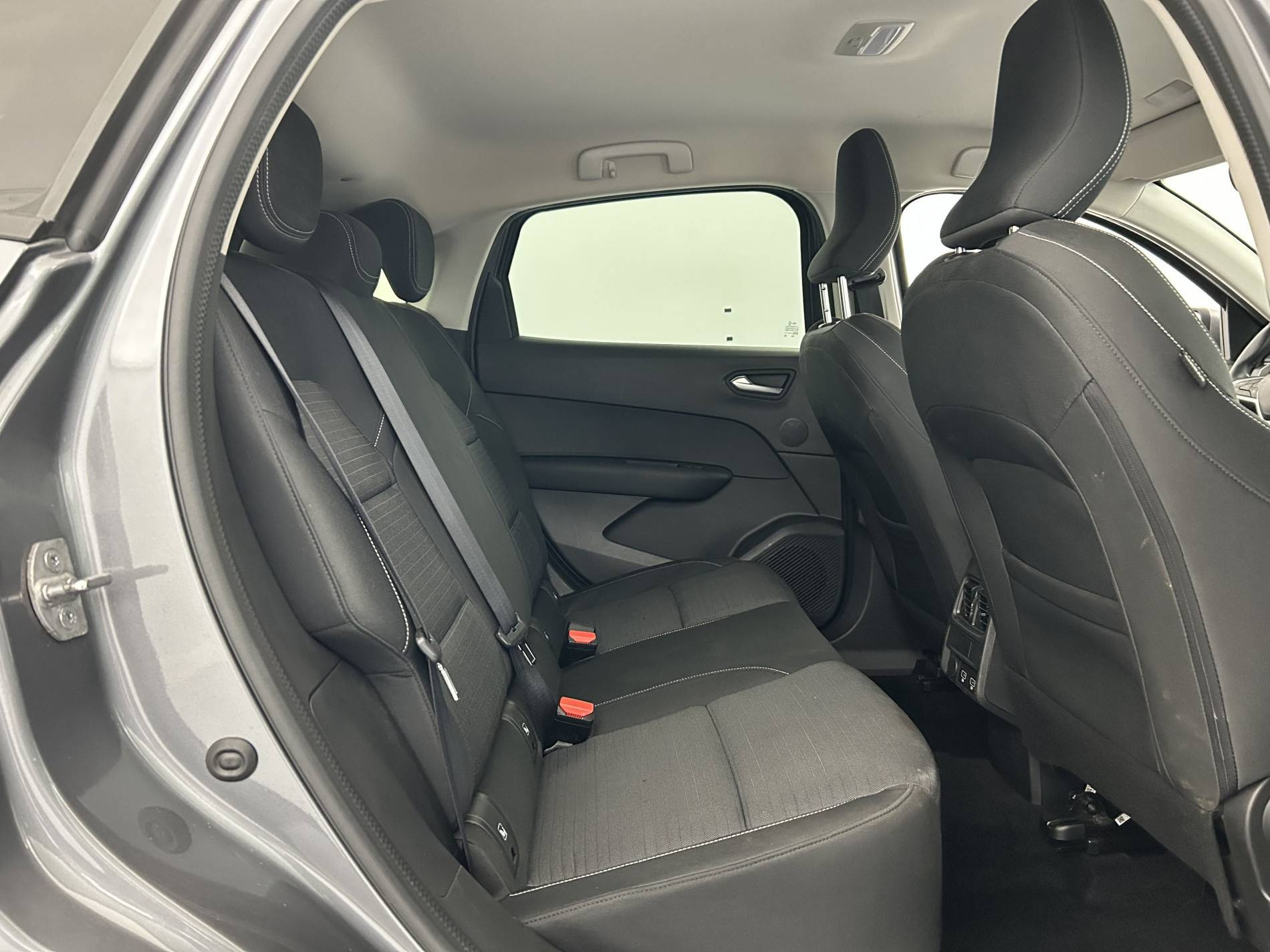 Vente en ligne Renault Arkana  TCe 140 EDC FAP au prix de 17 990 €