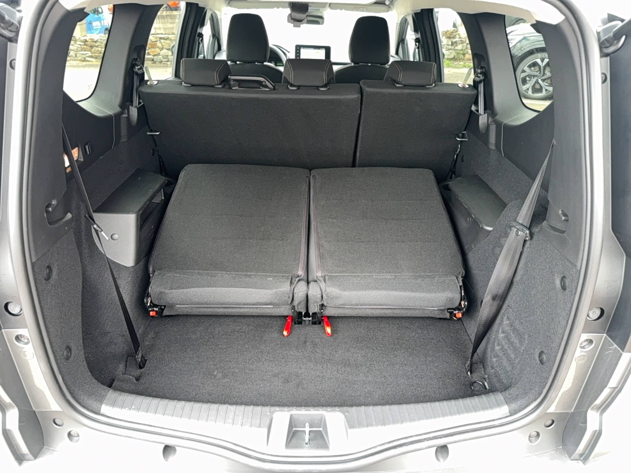 Vente en ligne Dacia Jogger  Hybrid 140 7 places GSR2 au prix de 25 890 €