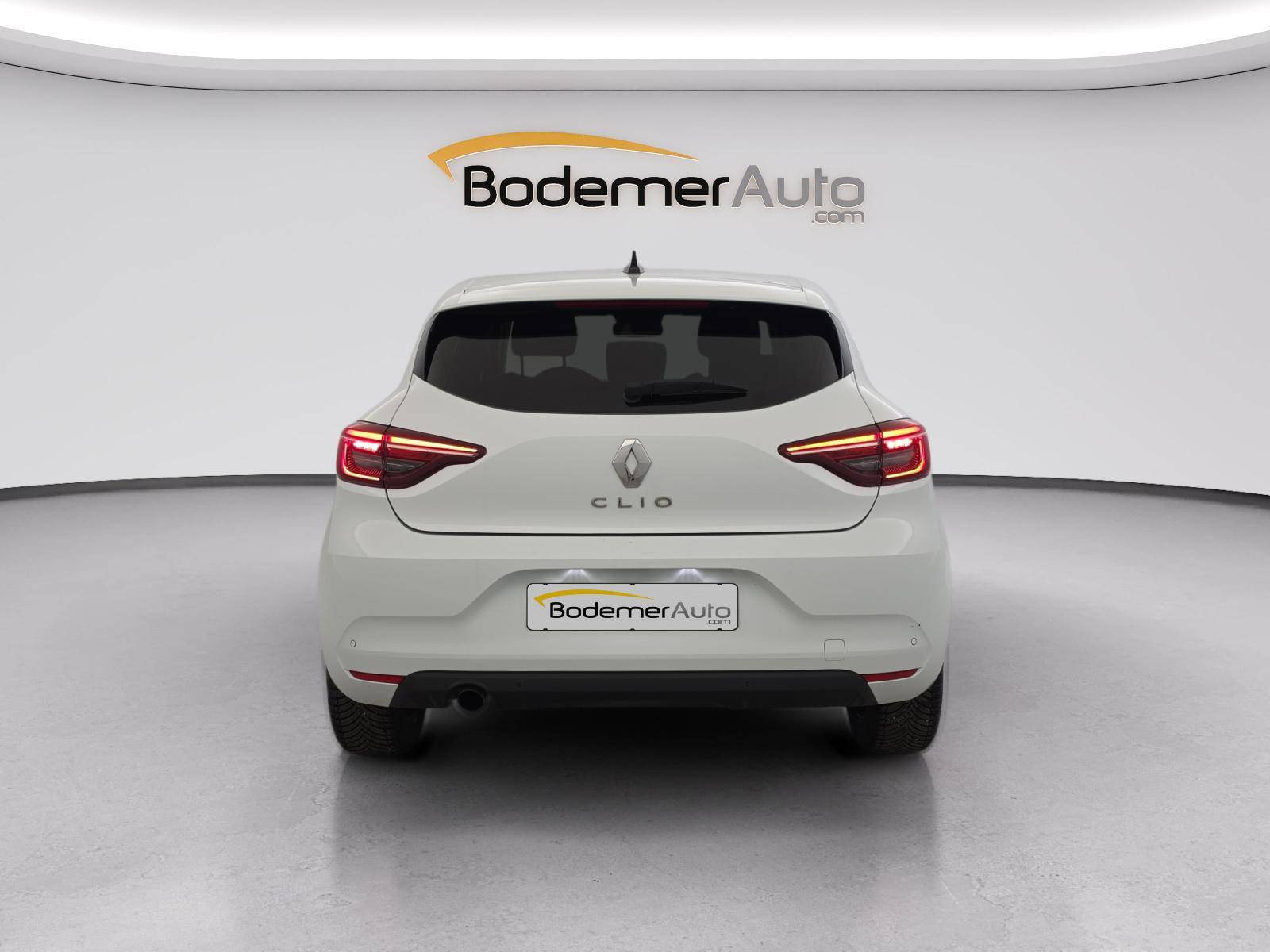 Vente en ligne Renault Clio 5 Clio Blue dCi 100 au prix de 13 291 €