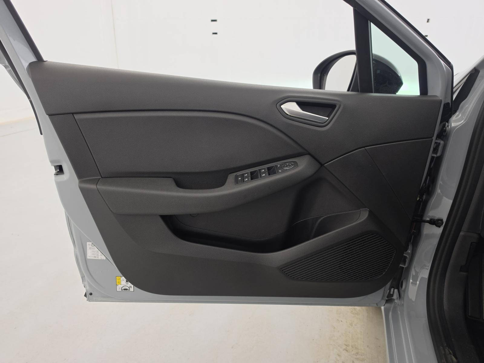 Vente en ligne Renault Clio 5 Clio E-Tech full hybrid 145 ch GSR2 au prix de 19 190 €