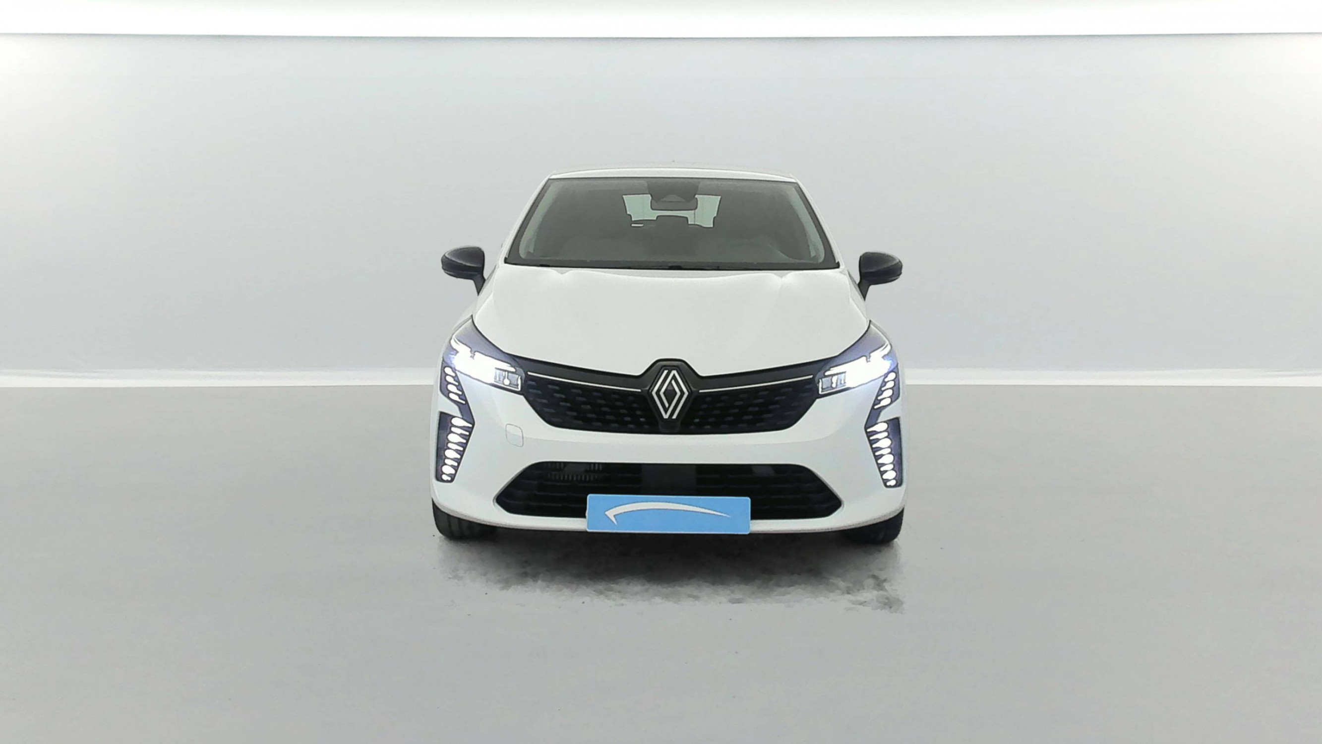 Vente en ligne Renault Clio 5 Clio TCe 90 au prix de 15 990 €