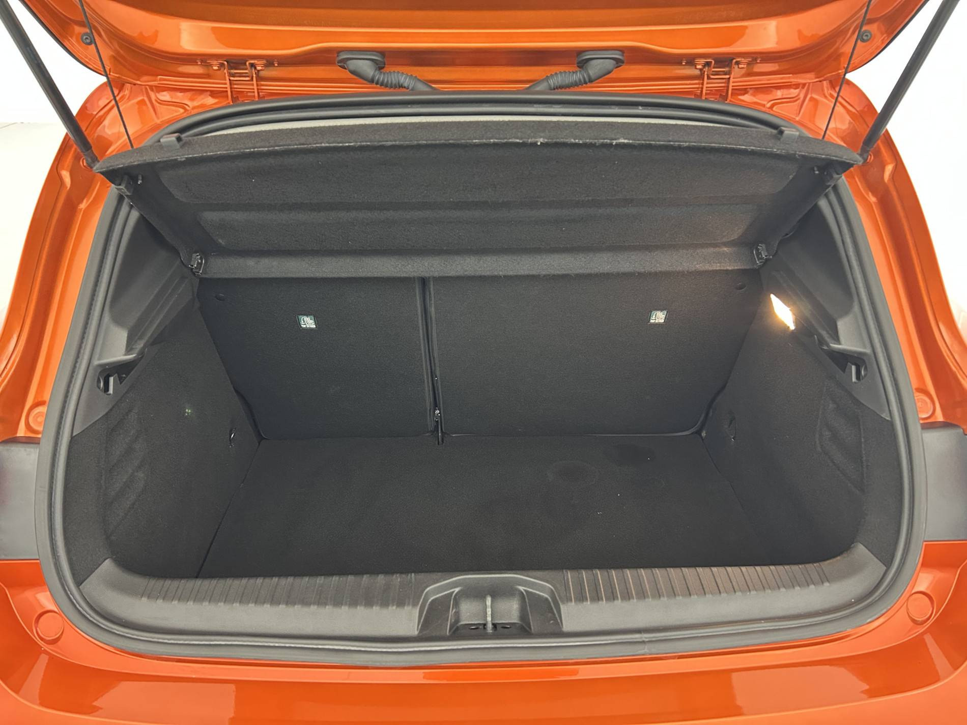 Vente en ligne Renault Clio 5 Clio E-Tech hybride 145 au prix de 15 490 €