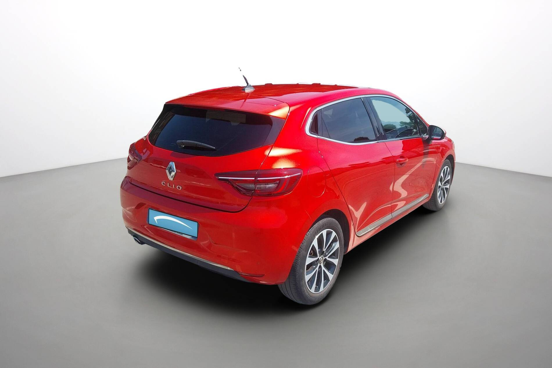 Vente en ligne Renault Clio 5 Clio TCe 100 au prix de 13 490 €