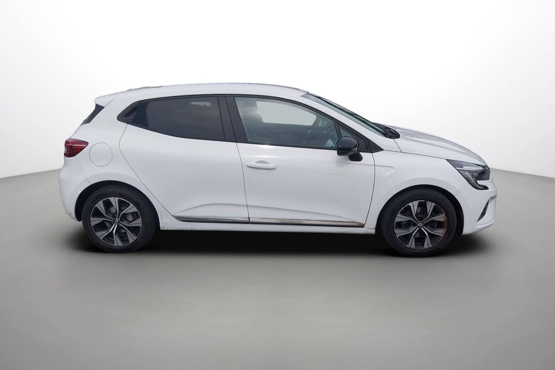 Vente en ligne Renault Clio 5 Clio Blue dCi 100 au prix de 15 290 €