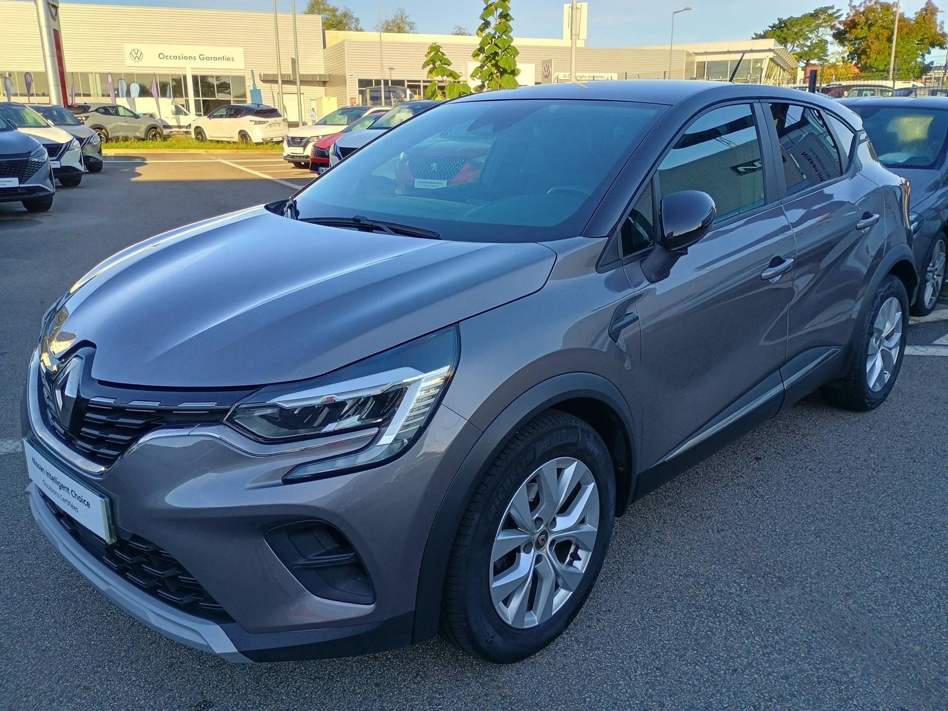 Renault Captur  TCe 100 occasion de 2020 en vente à Brest