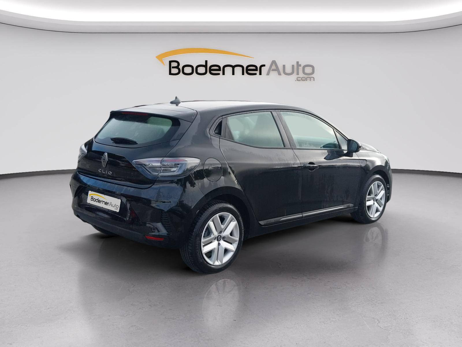 Vente en ligne Renault Clio 5 Clio Blue dCi 100 ch GSR2 au prix de 16 990 €