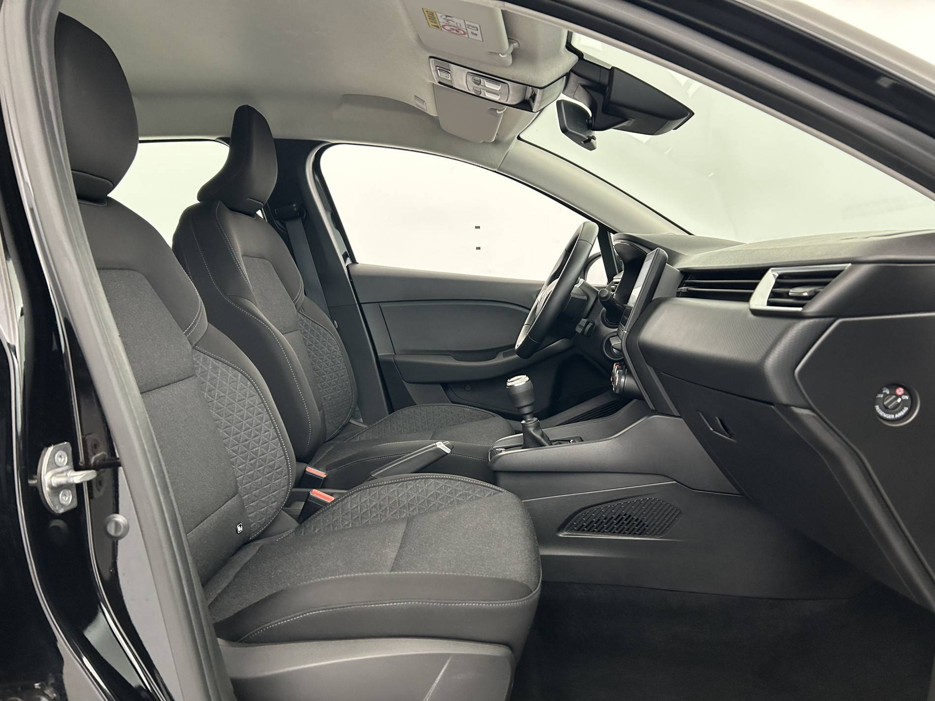 Vente en ligne Renault Clio 5 Clio TCe 90 au prix de 14 300 €