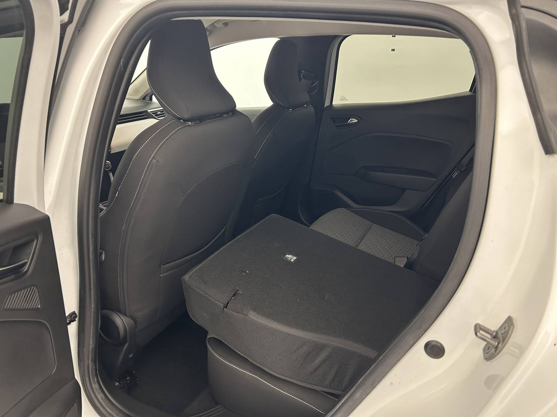 Vente en ligne Renault Clio 5 Clio SCe 65 au prix de 13 490 €