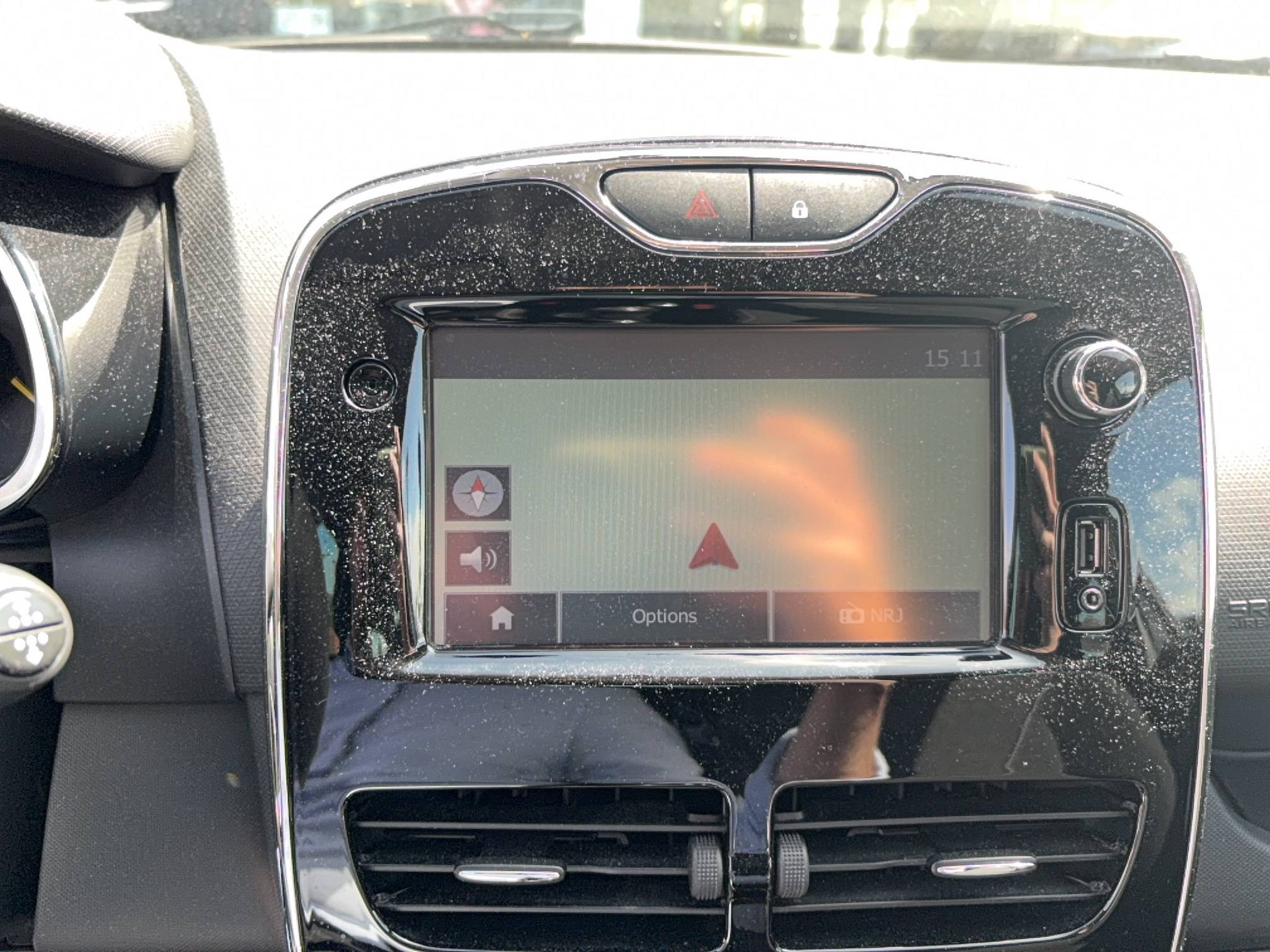 Vente en ligne Renault Clio 4  dCi 75 eco2 au prix de 9 590 €