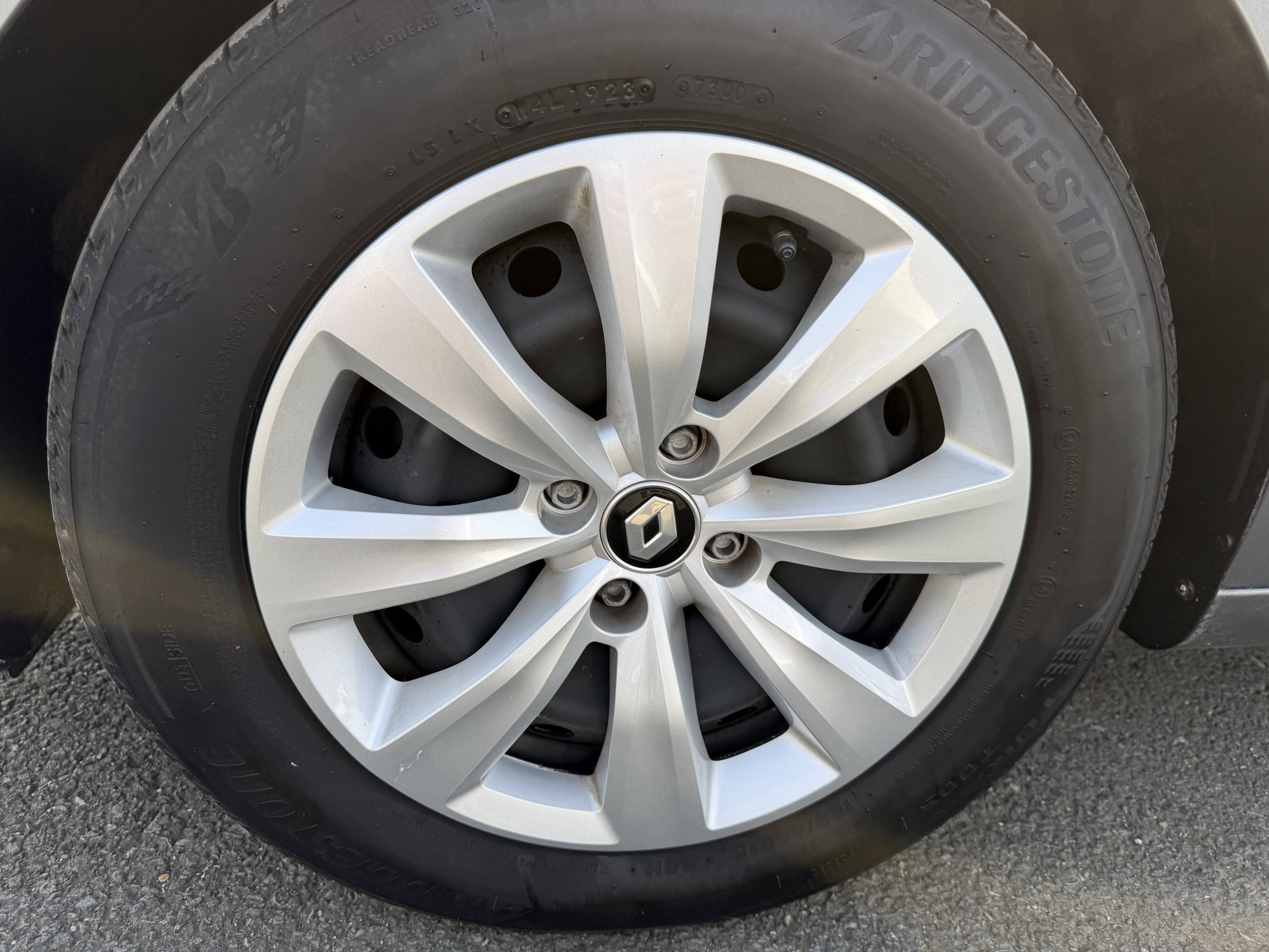 Vente en ligne Renault Clio 5 Clio SCe 65 au prix de 13 190 €
