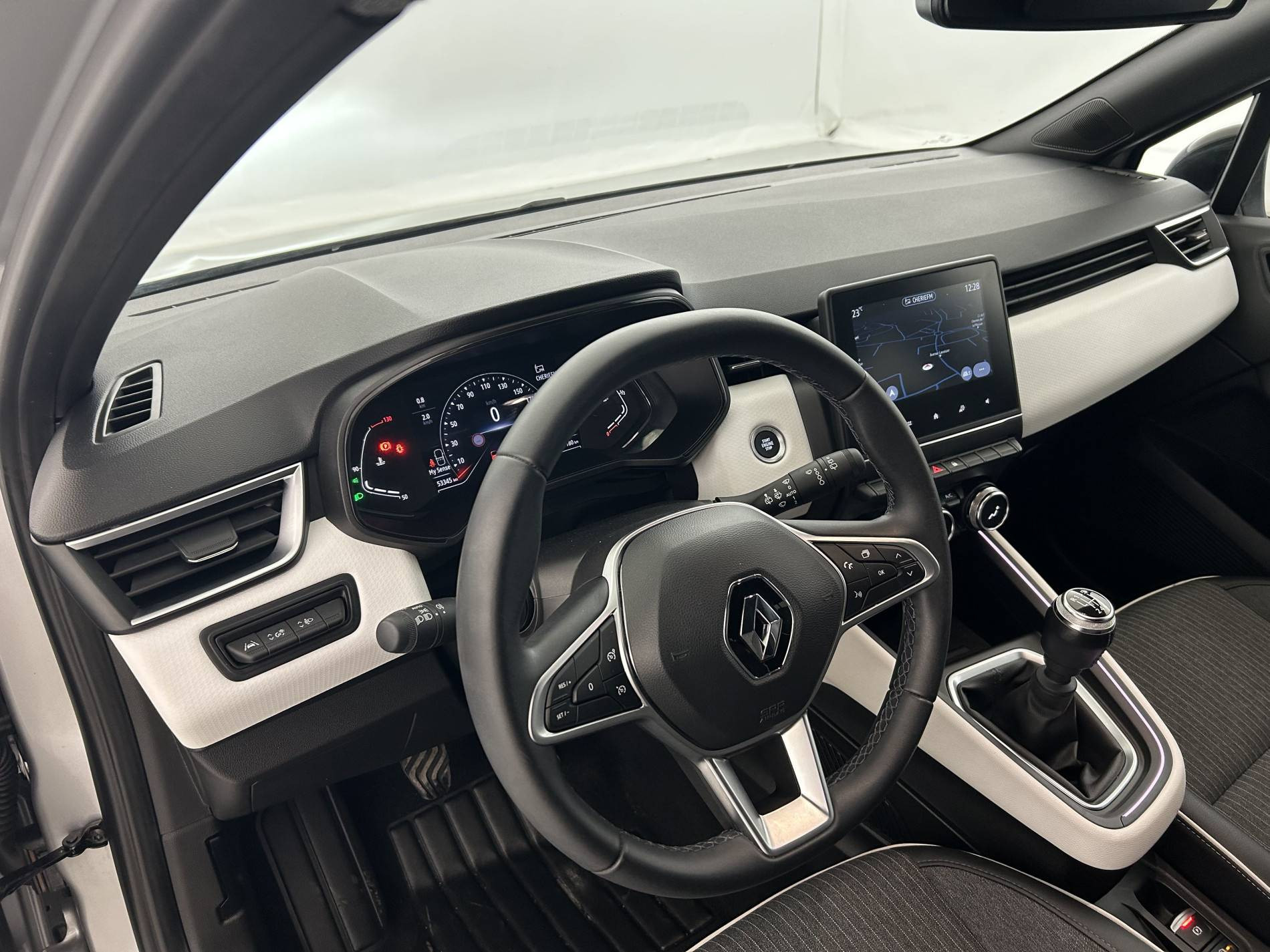 Vente en ligne Renault Clio 5 Clio TCe 90 au prix de 14 990 €