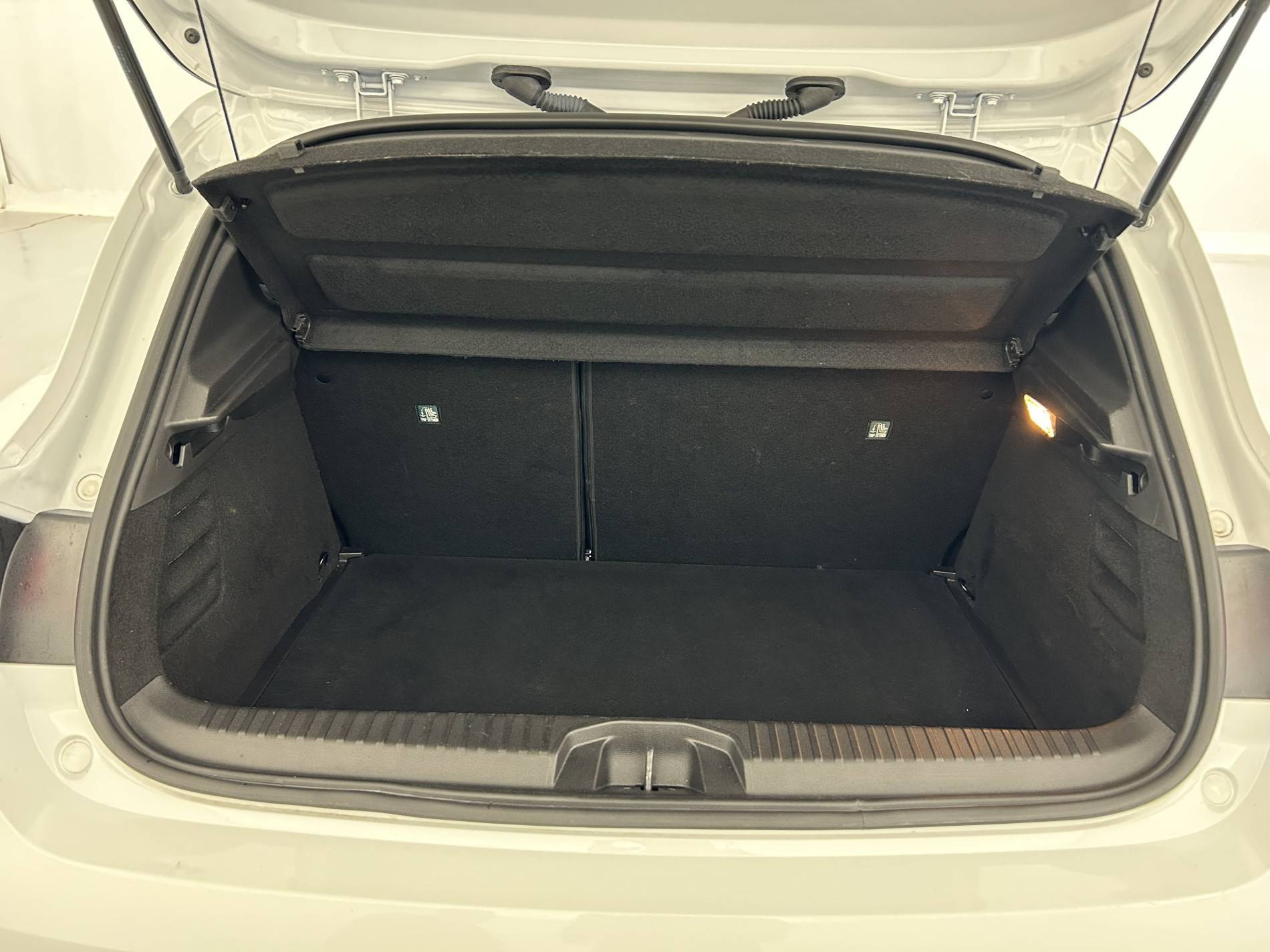 Vente en ligne Renault Clio 5 Clio TCe 90 au prix de 15 690 €
