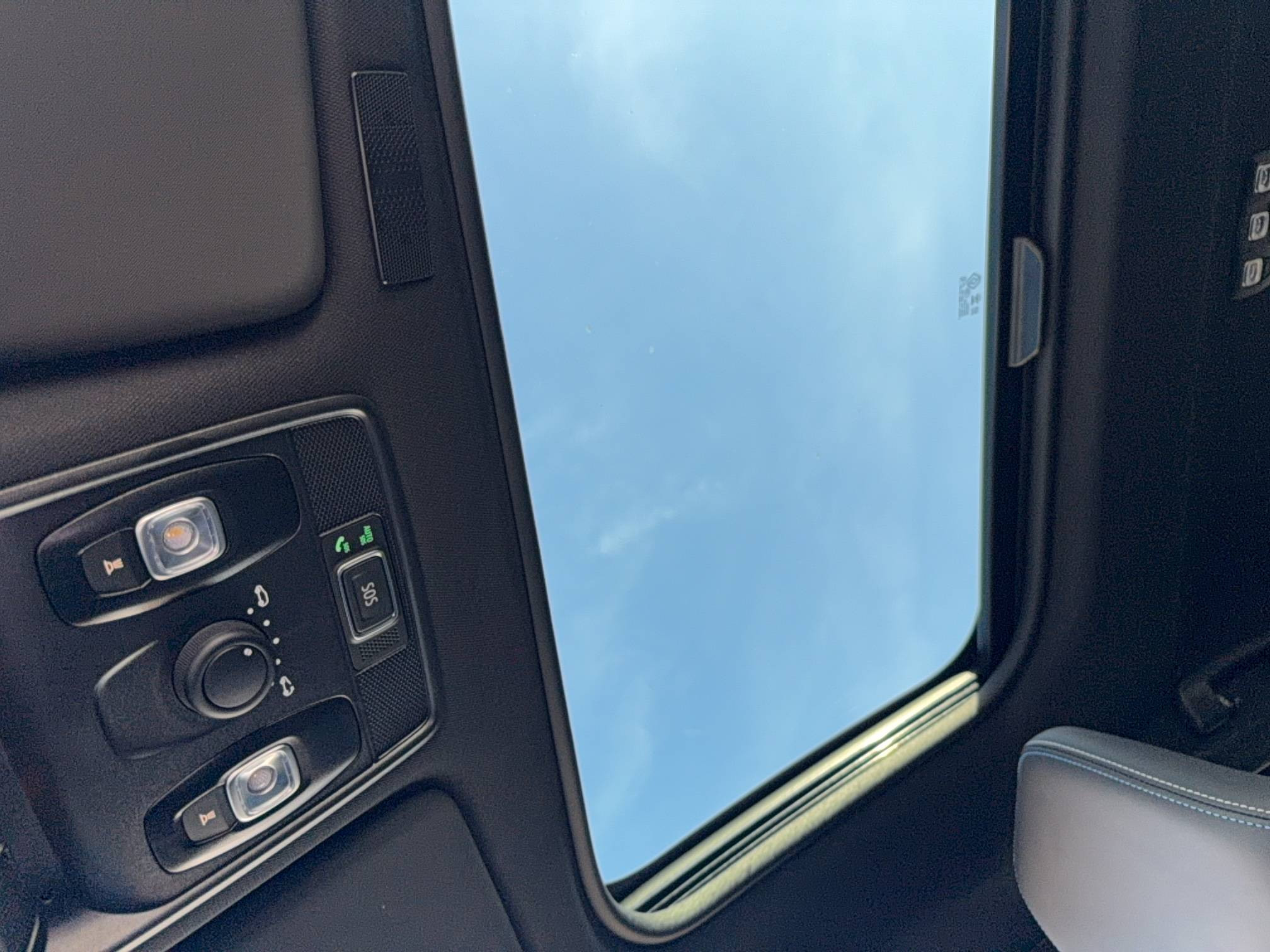 Vente en ligne Renault Arkana  E-Tech full hybrid 145 GSR2 au prix de 28 490 €