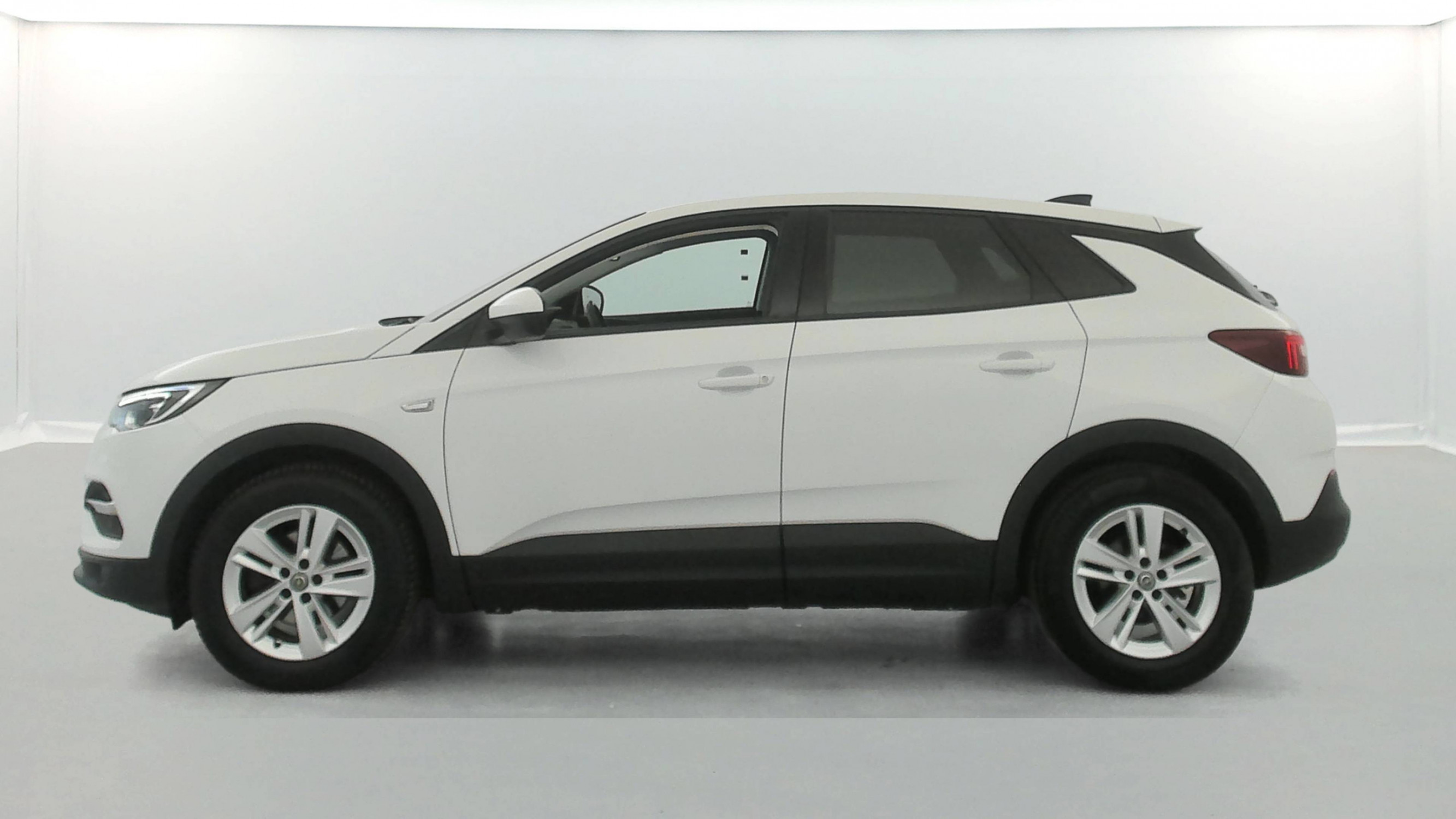 Vente en ligne Opel Grandland X  1.5 Diesel 130 ch BVA8 au prix de 14 890 €