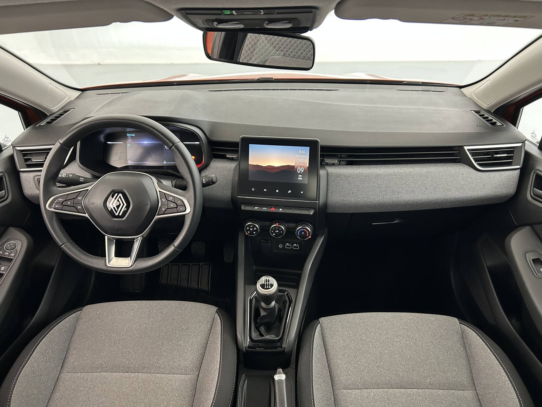 Vente en ligne Renault Clio 5 Clio TCe 90 au prix de 15 490 €