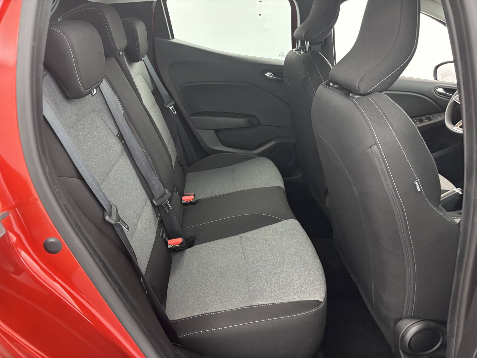 Vente en ligne Renault Clio 5 Clio Blue dCi 100 ch GSR2 au prix de 18 791 €