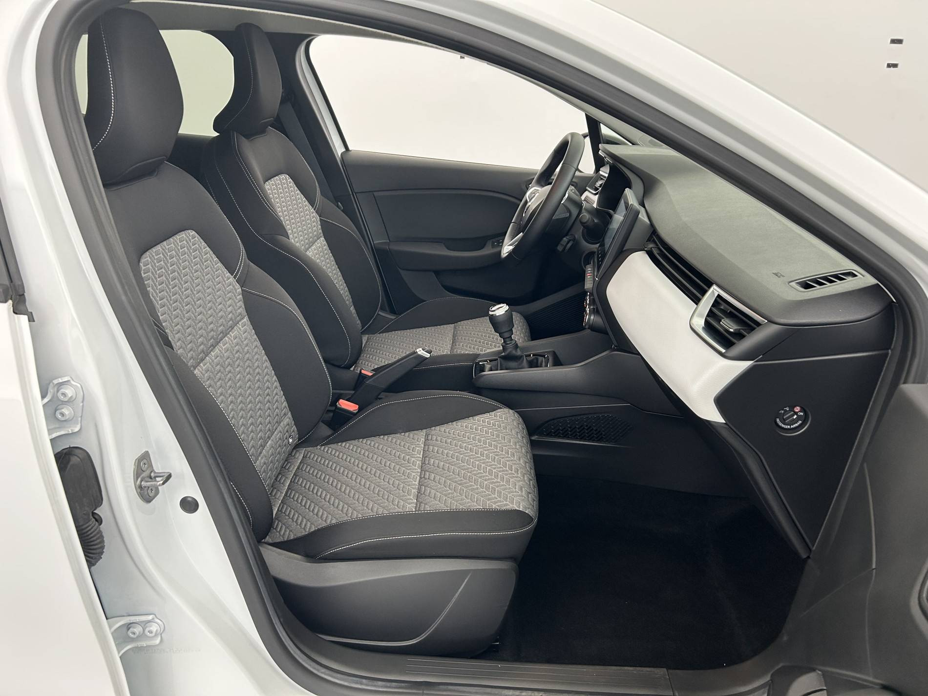 Vente en ligne Renault Clio 5 Clio TCe 90 au prix de 15 290 €