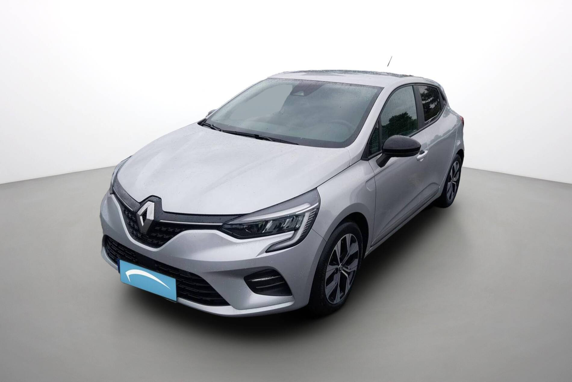 Renault Clio 5 Clio E-Tech full hybrid 145 occasion de 2023 en vente à Concarneau