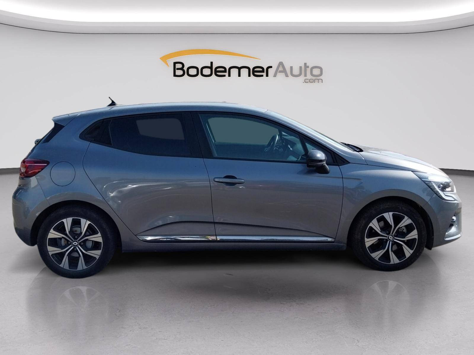 Vente en ligne Renault Clio 5 Clio E-Tech full hybrid 145 au prix de 17 490 €