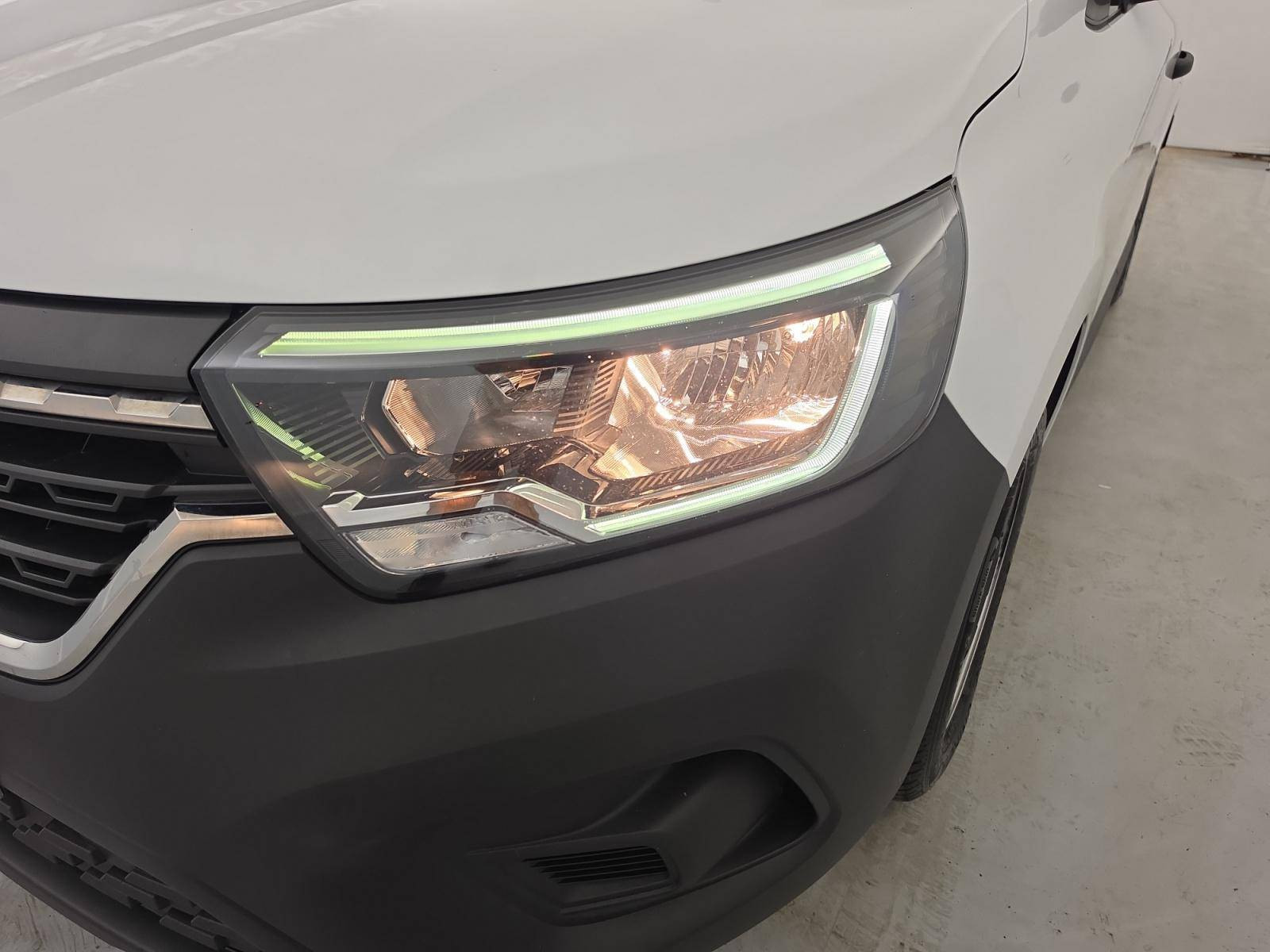 Vente en ligne Renault Kangoo Van  BLUE DCI 95 EDC au prix de 16 491 €